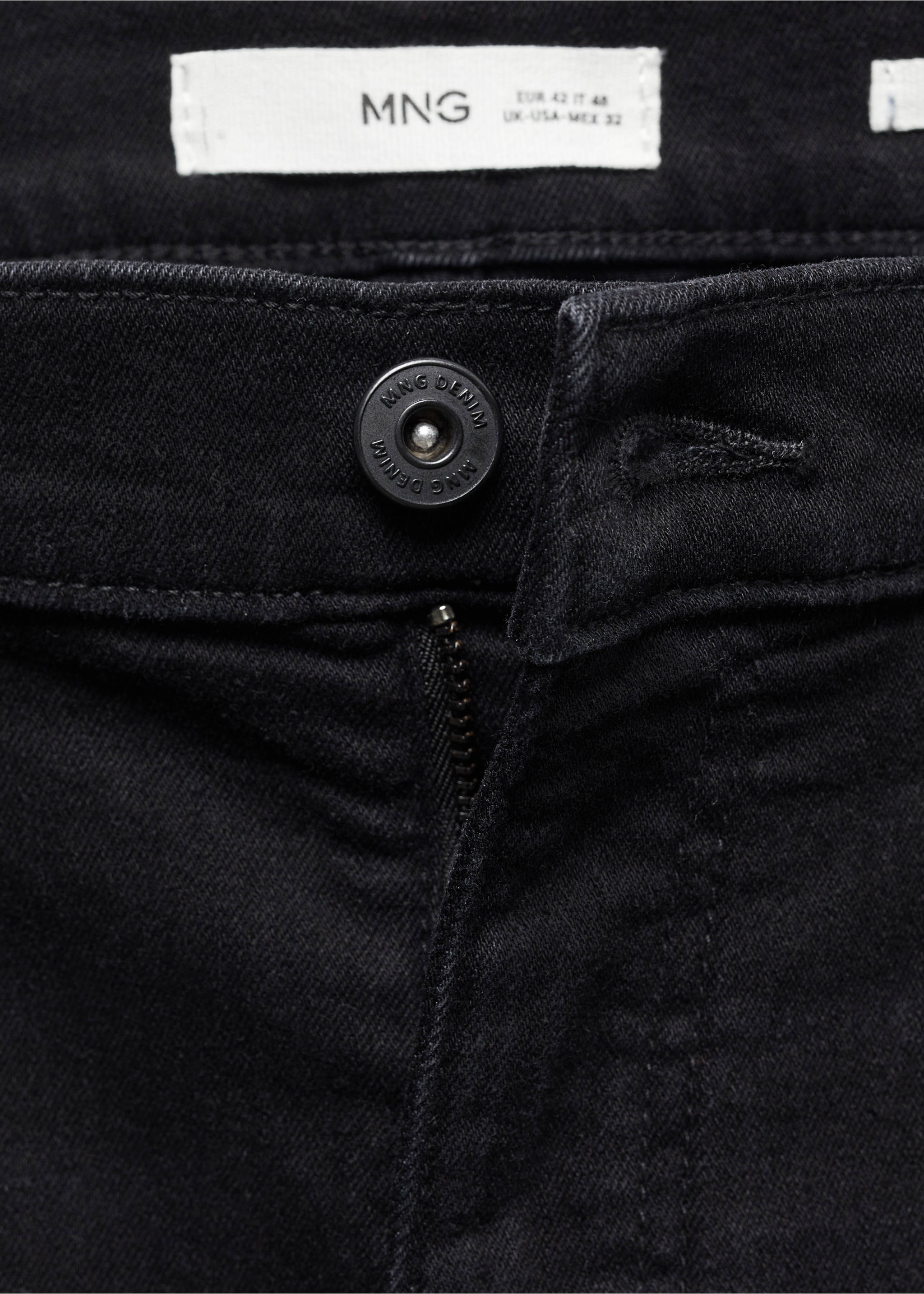 Skinny-fit jeans - Details of the article 8, Black denim. Ref: 67005991-00.