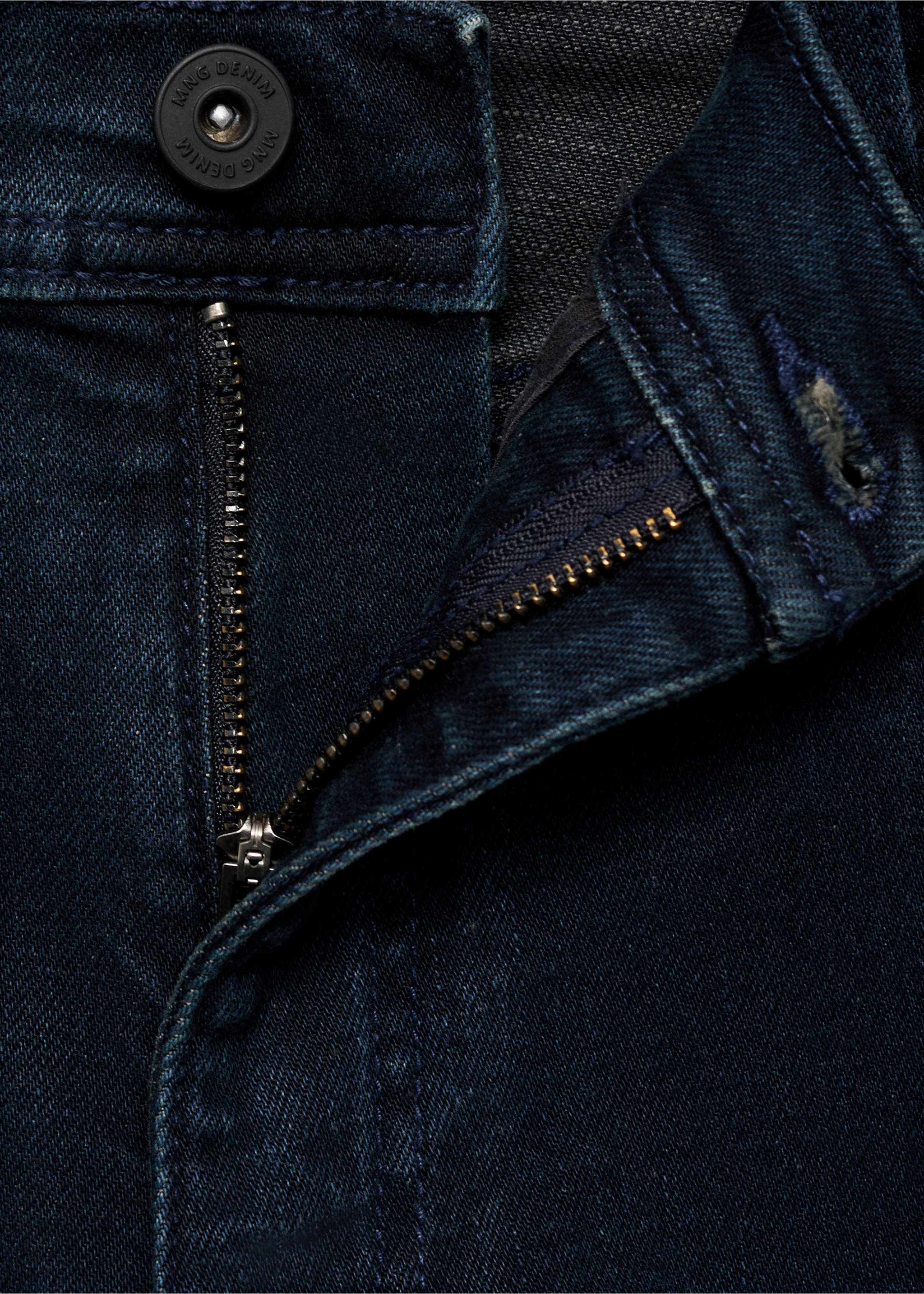 Jeans janin - Details of the article 8, Deep Dark Blue. Ref: 67005996-00.
