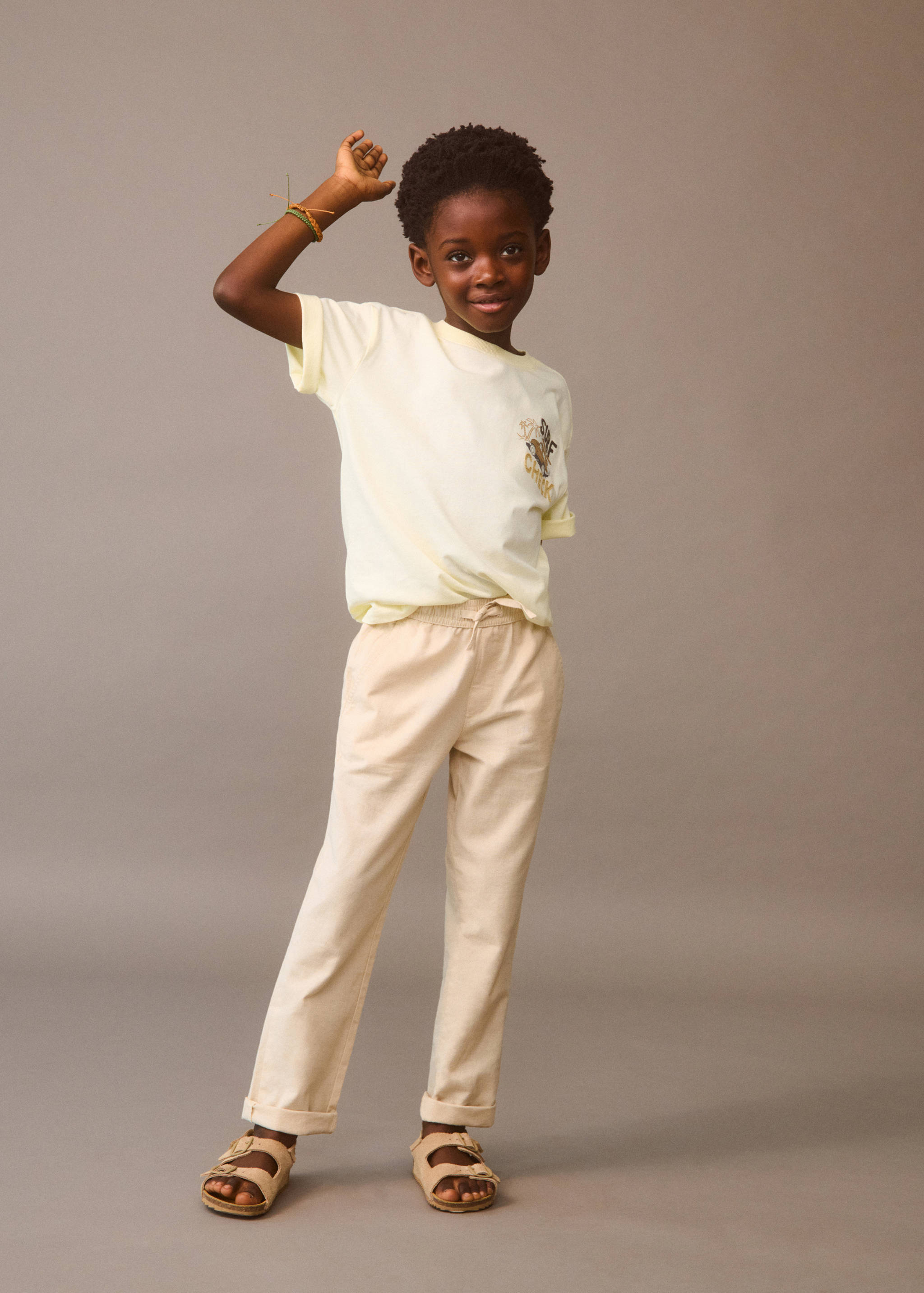 Shirt mit Aufschrift und Textur - Detail des Artikels 7