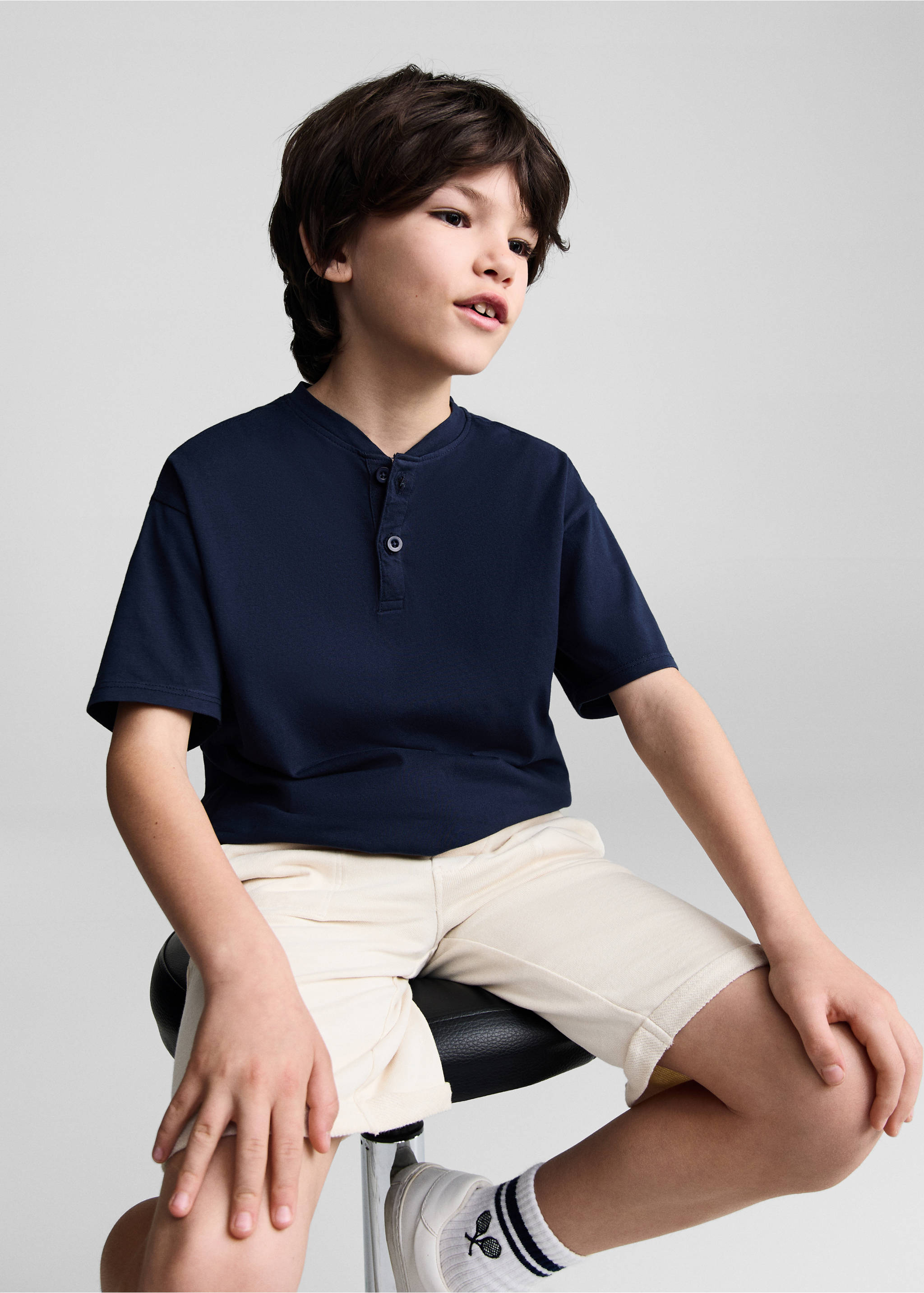 Buttoned cotton T-shirt - Details of the article 2, Dark Navy. Ref: 67006020-00.