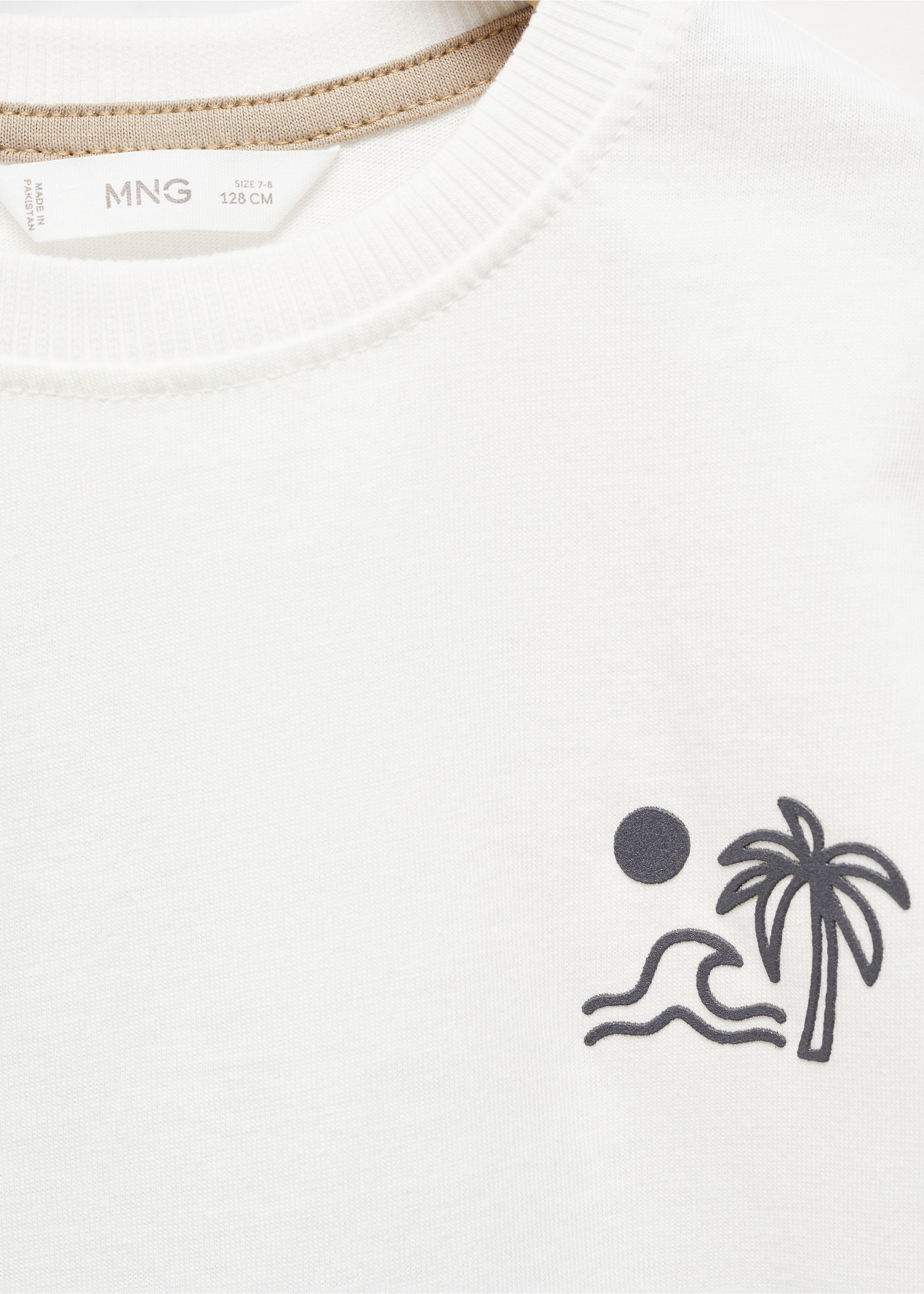 Short-sleeved printed t-shirt - Details of the article 8