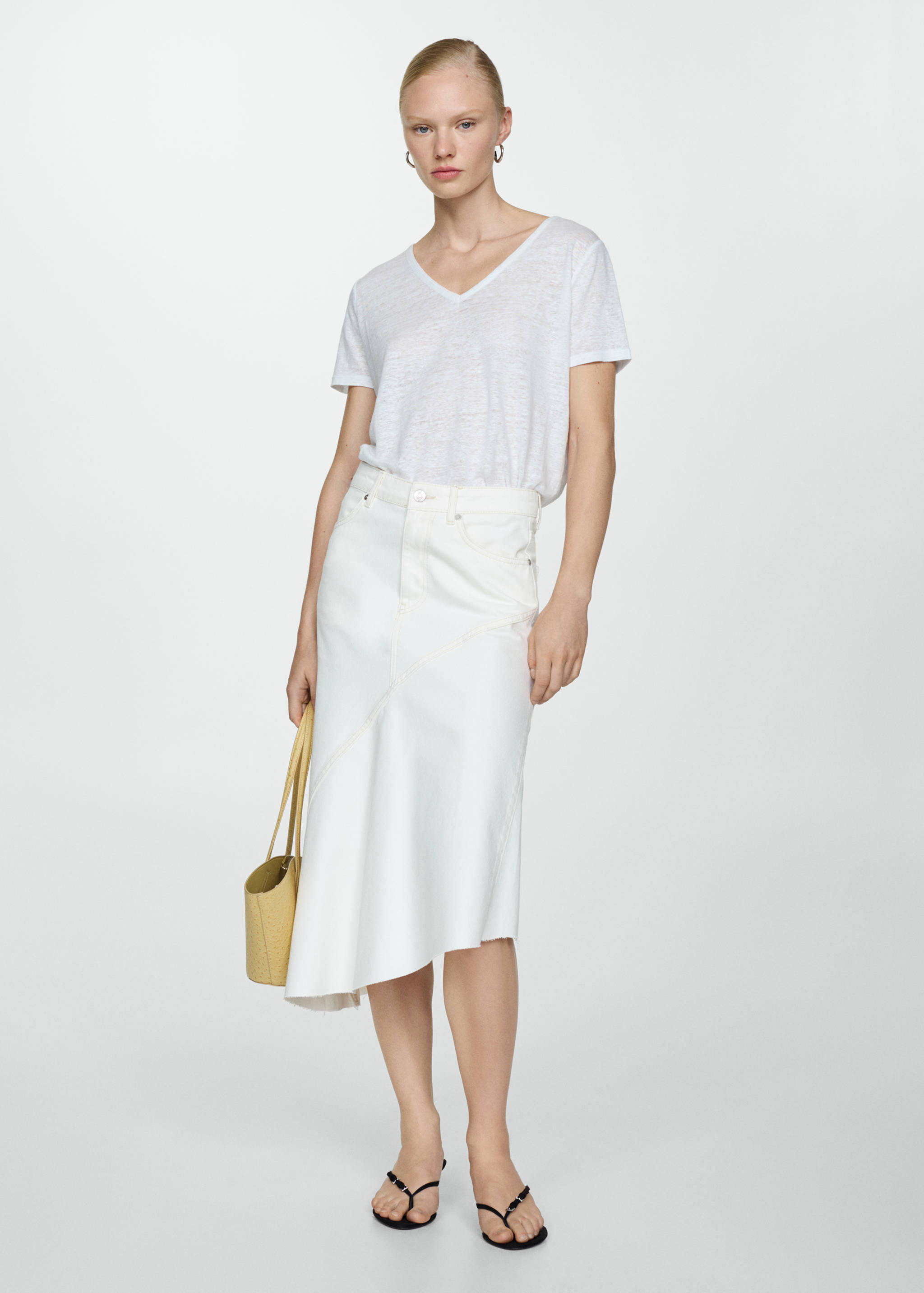 Leinen-T-Shirt mit V-Ausschnitt - Allgemeine Ansicht