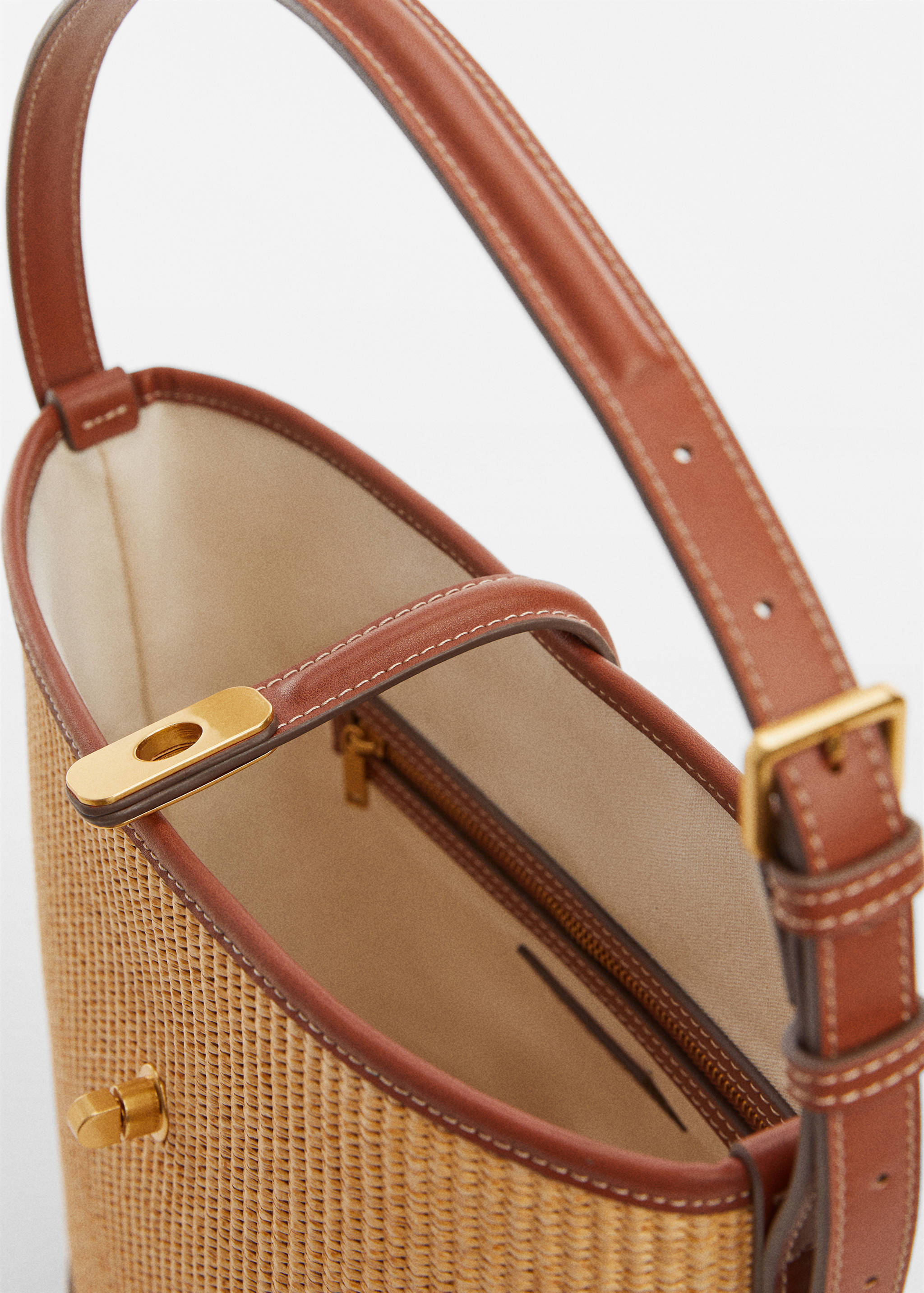 Bolso bucket efecto rafia - Detalle del artículo 1
