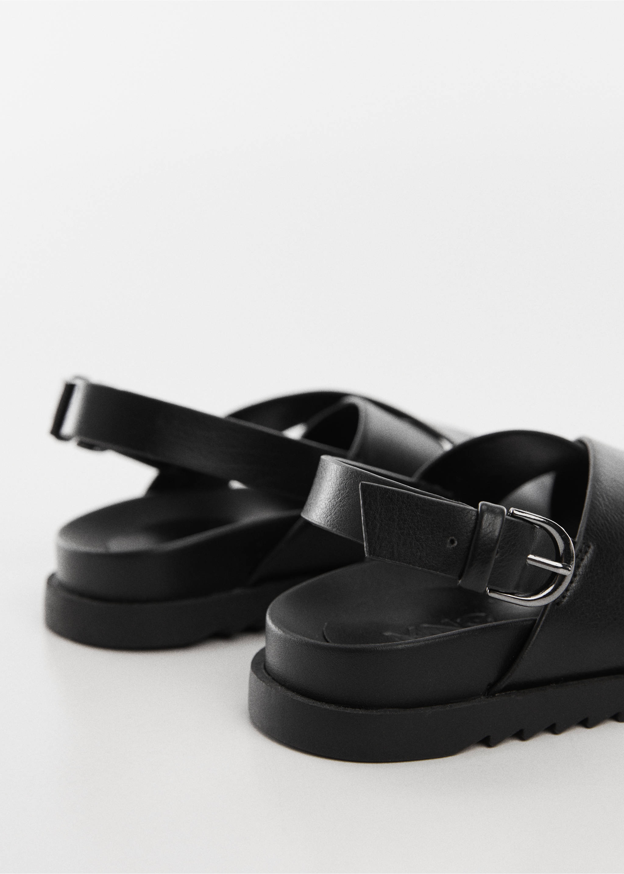 Buckle strap sandals - Details of the article 1, Black. Ref: 67006331-00.