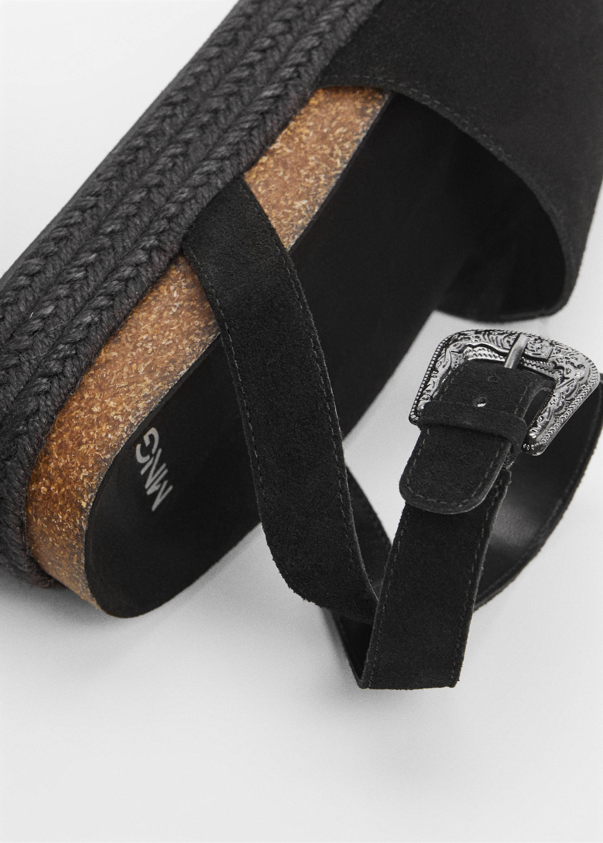 Platform leather sandals - Details of the article 1