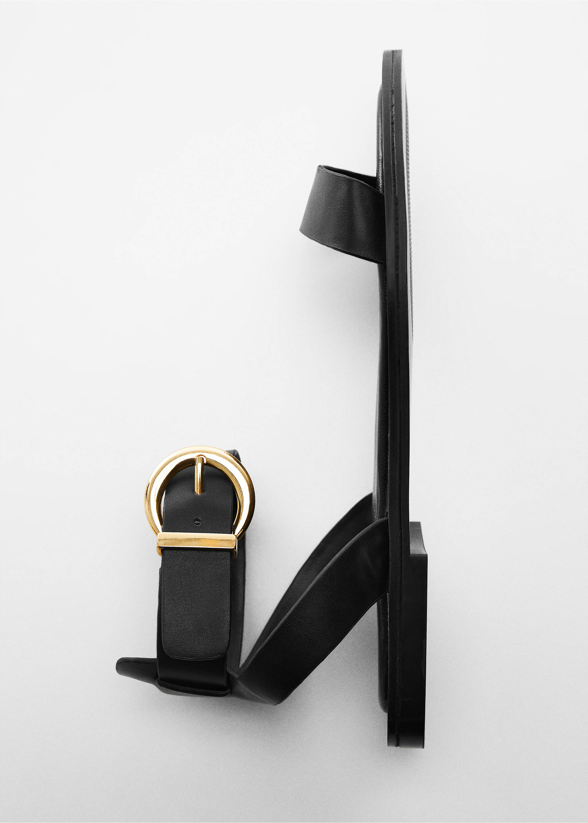 Buckle strap sandals - Details of the article 5, Black. Ref: 67006342-00.