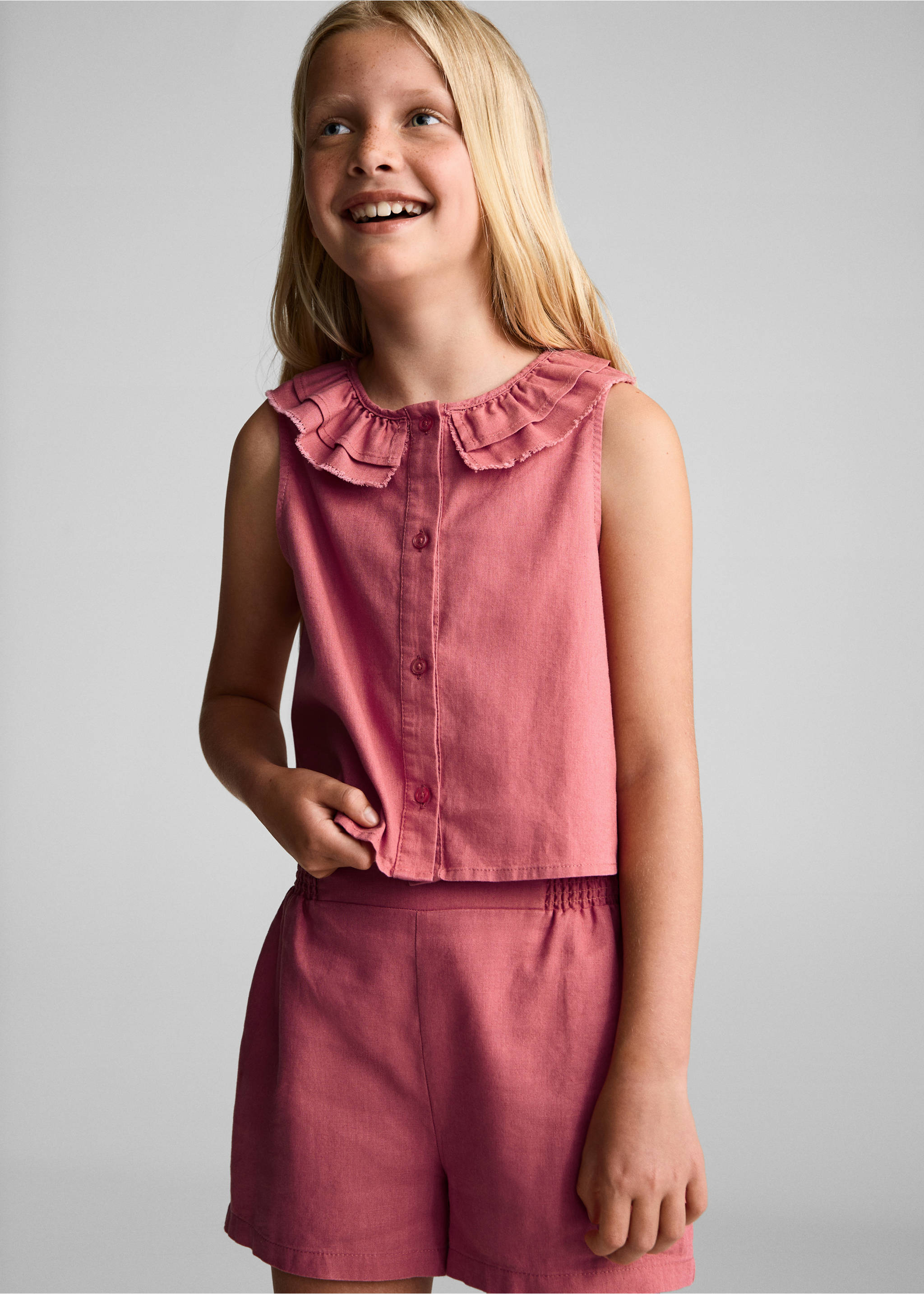 Linen shorts with drawstring waist - Medium plane, Strawberry. Ref: 67007118-00.