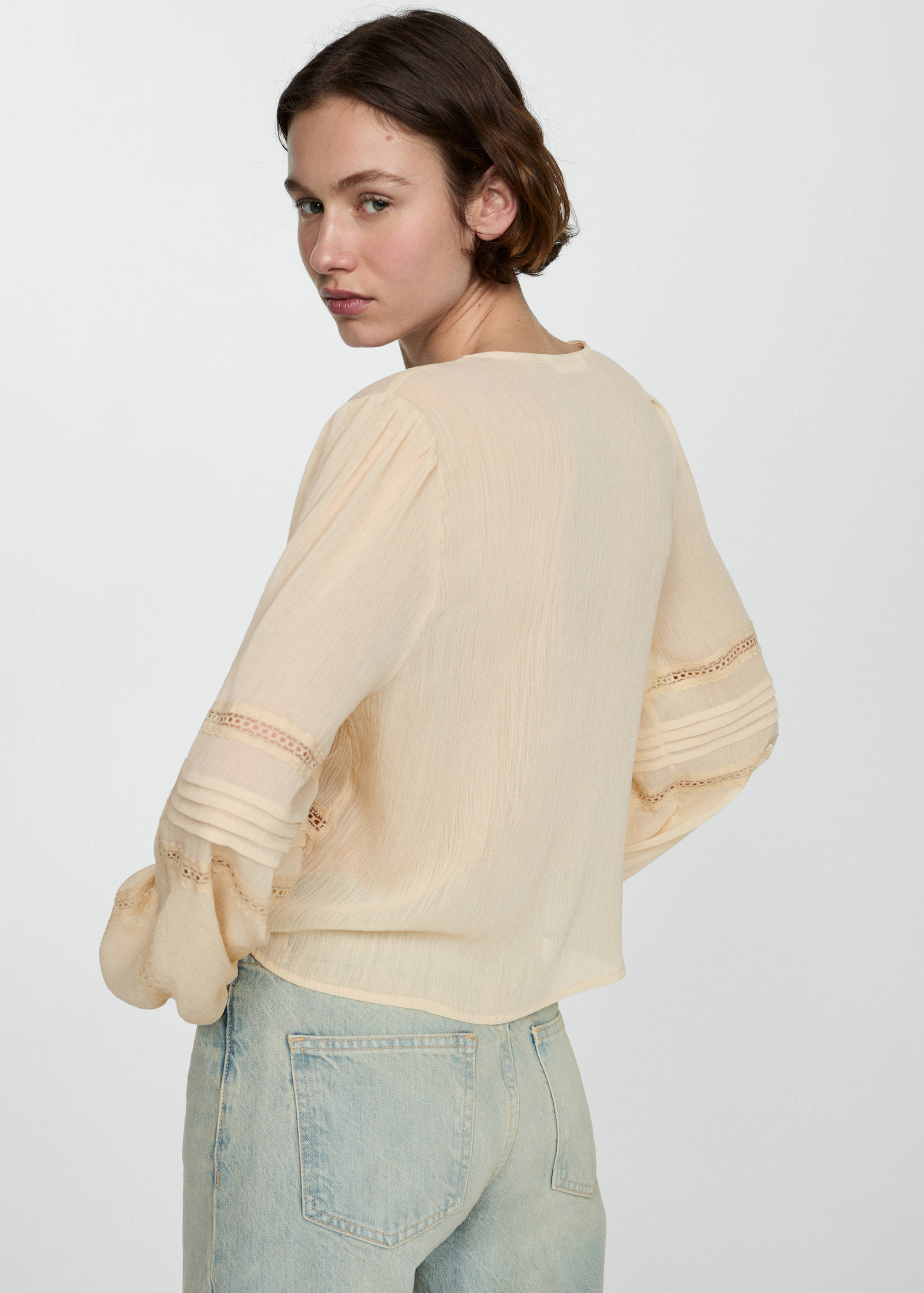 Embroidered flowy blouse - Reverse of the article