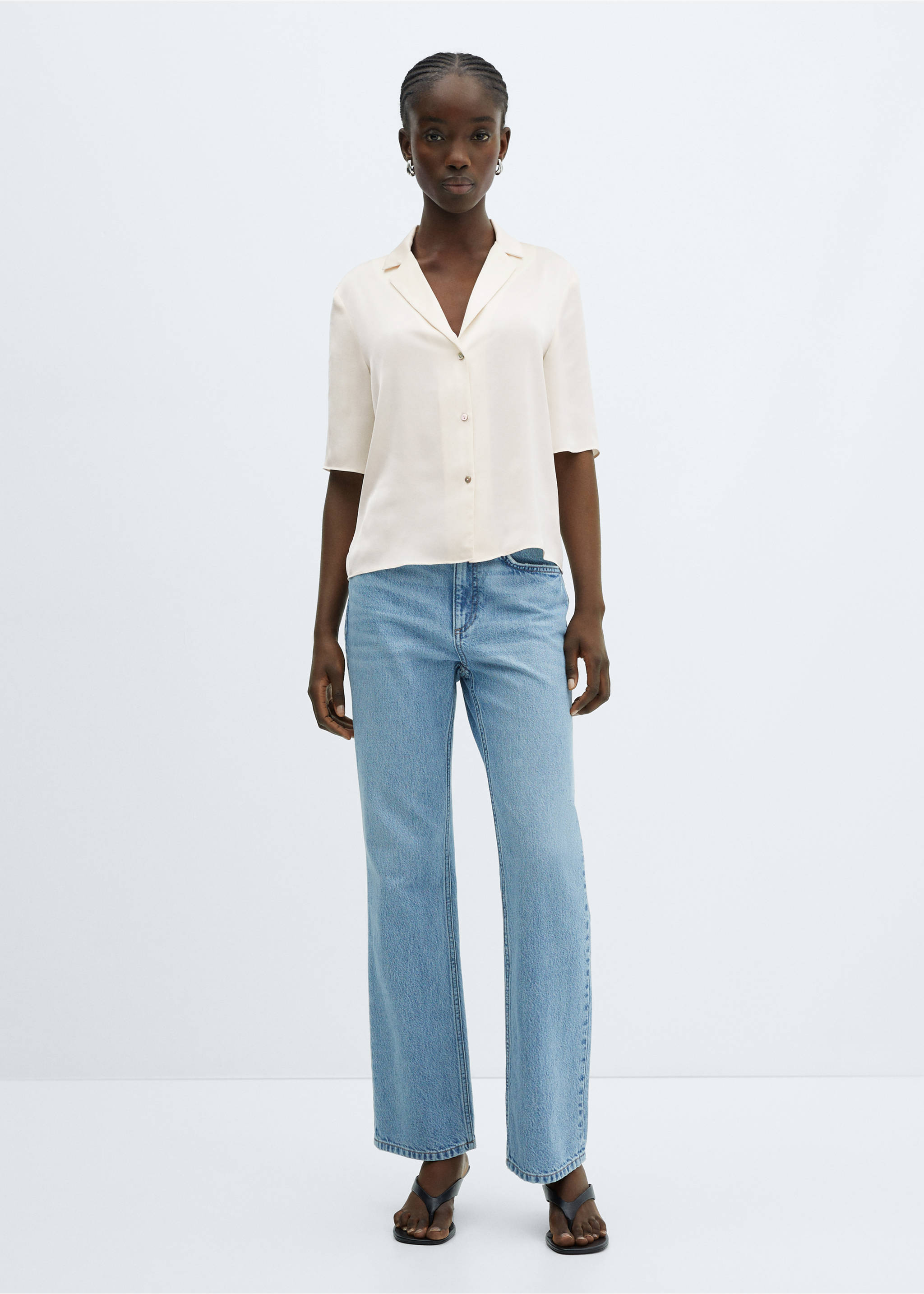 Short-sleeved satin shirt - General plane, Ecru. Ref: 67007129-00.