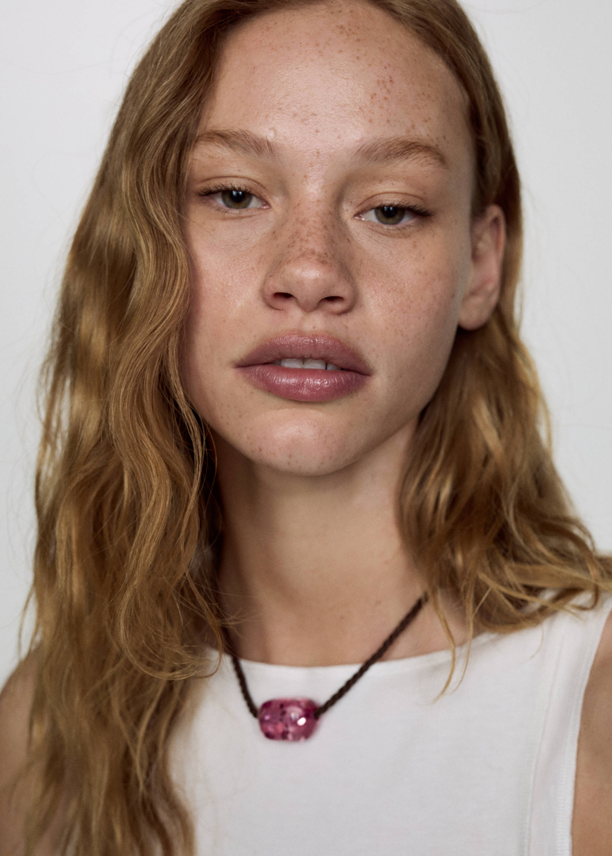 Top de modal sem mangas - Pormenor do artigo 1