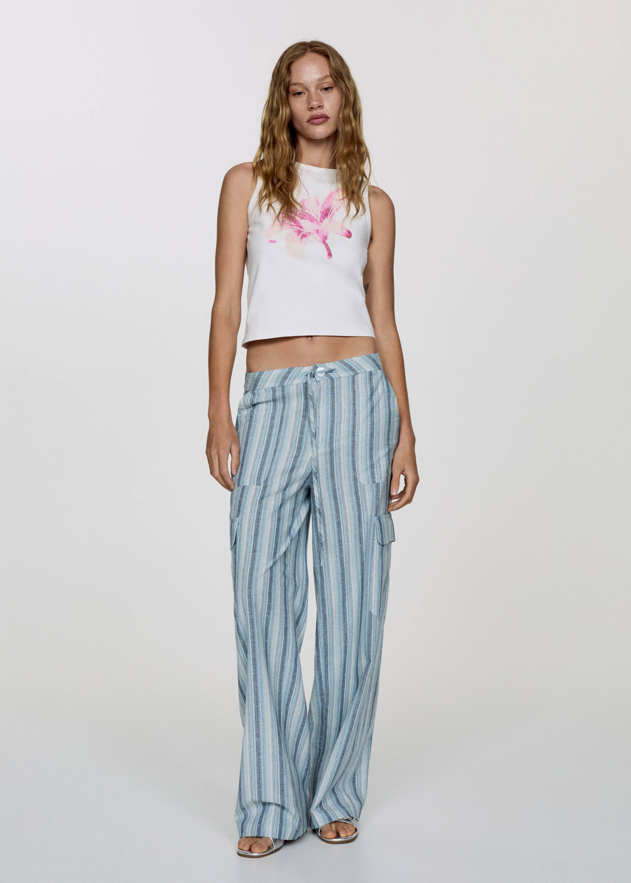 Printed sleeveless top - General plane