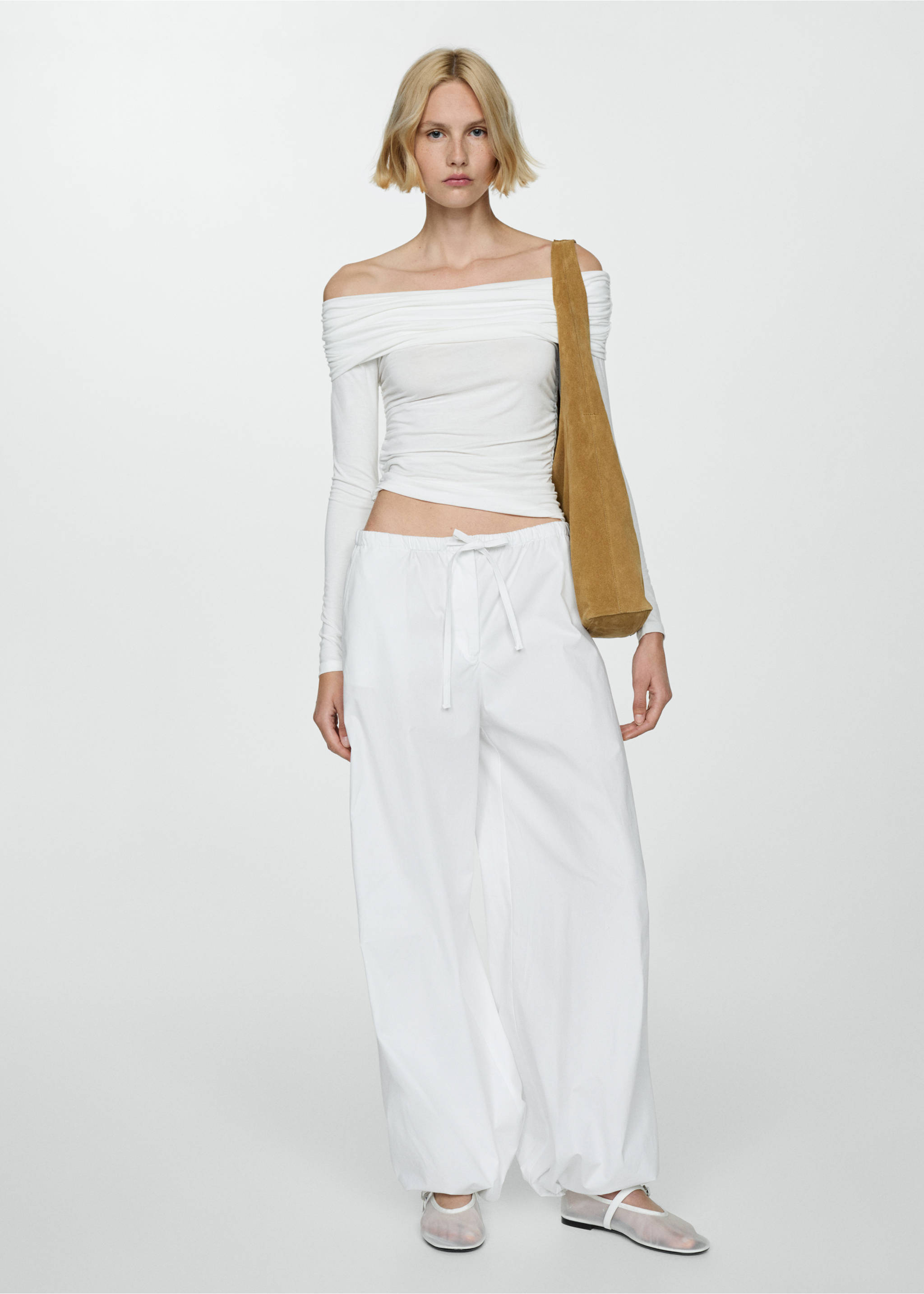 Off shoulders T-shirt - General plane, White. Ref: 67007971-00.