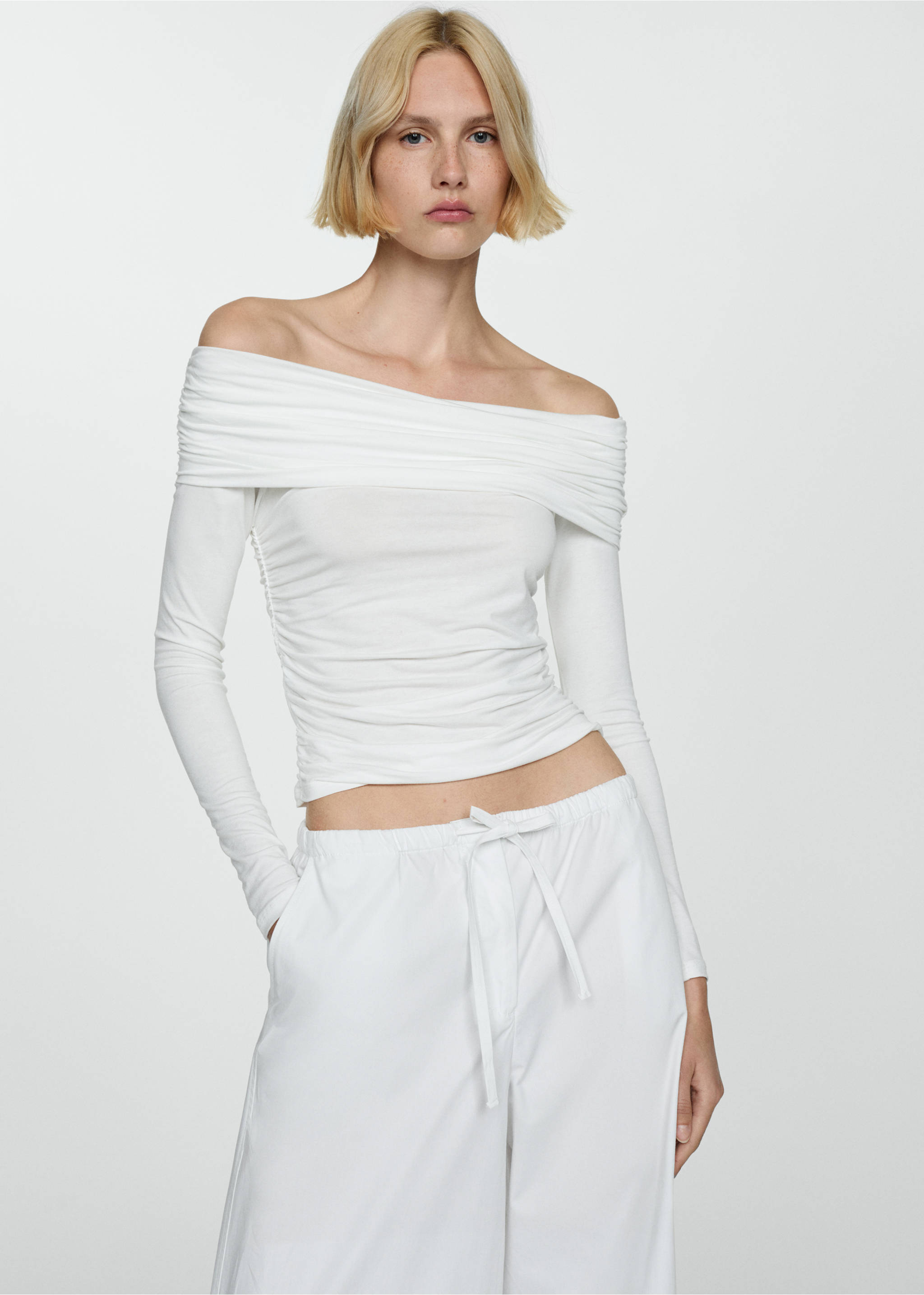 Off shoulders T-shirt - Medium plane, White. Ref: 67007971-00.