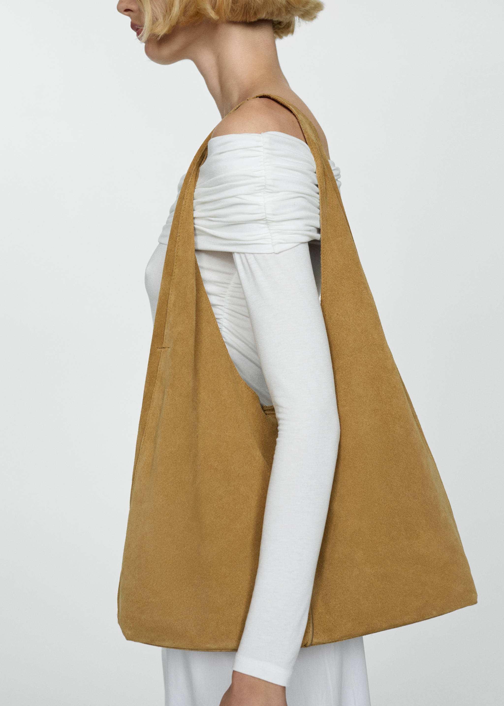 Off shoulders T-shirt - Details of the article 6