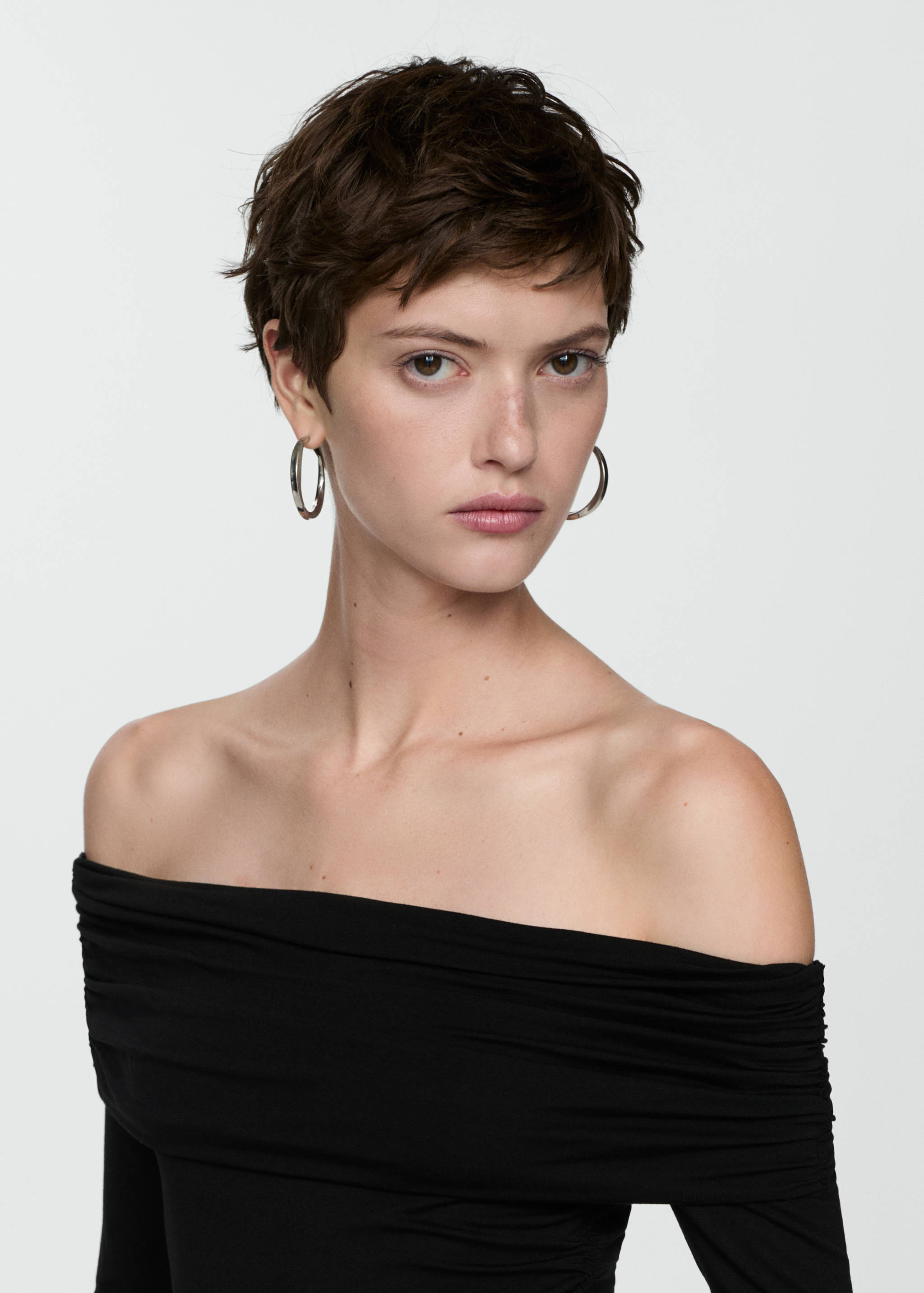 Maglietta spalle scoperte - Dettaglio dell'articolo 1