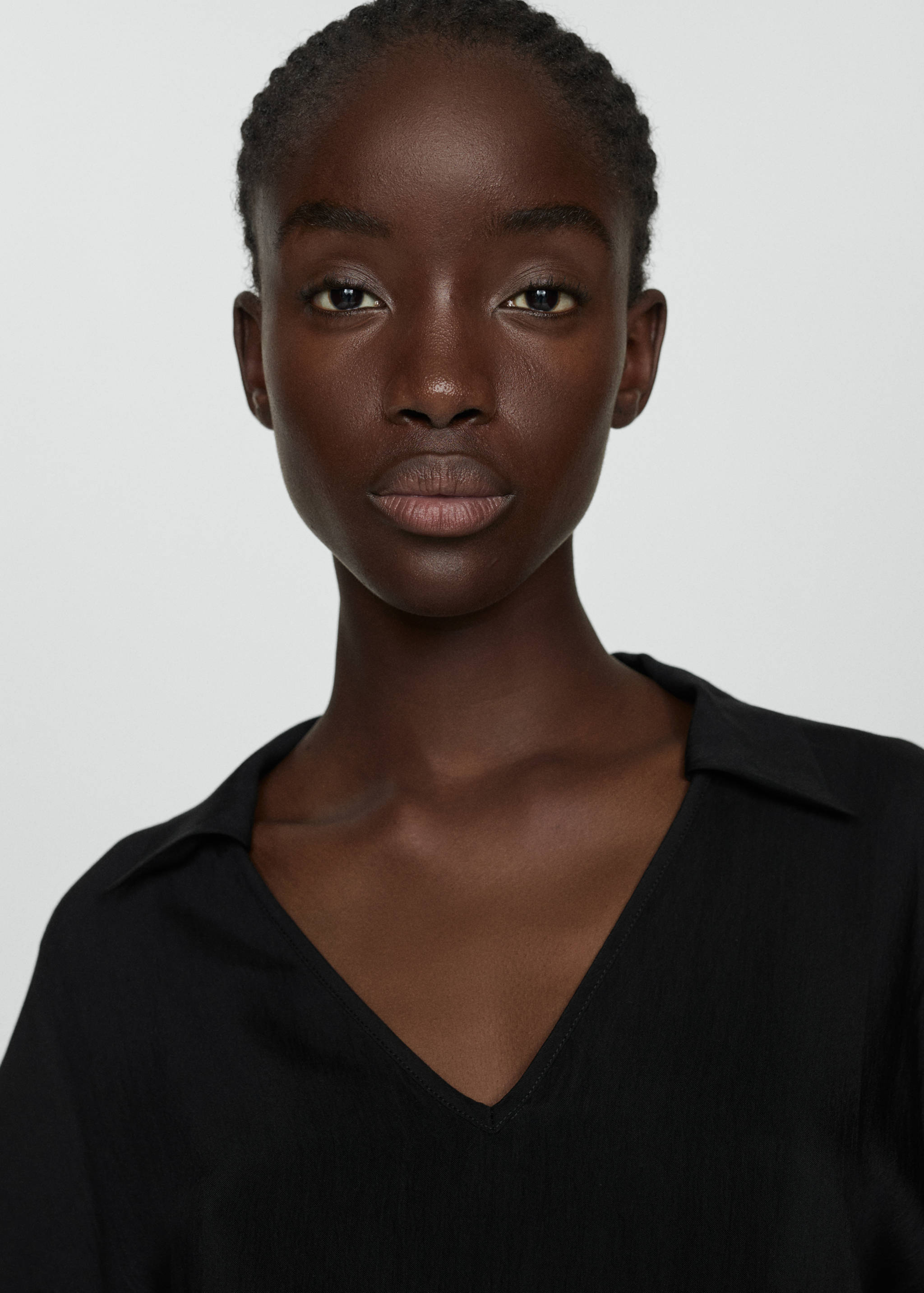 Polo-neck t-shirt - Details of the article 1