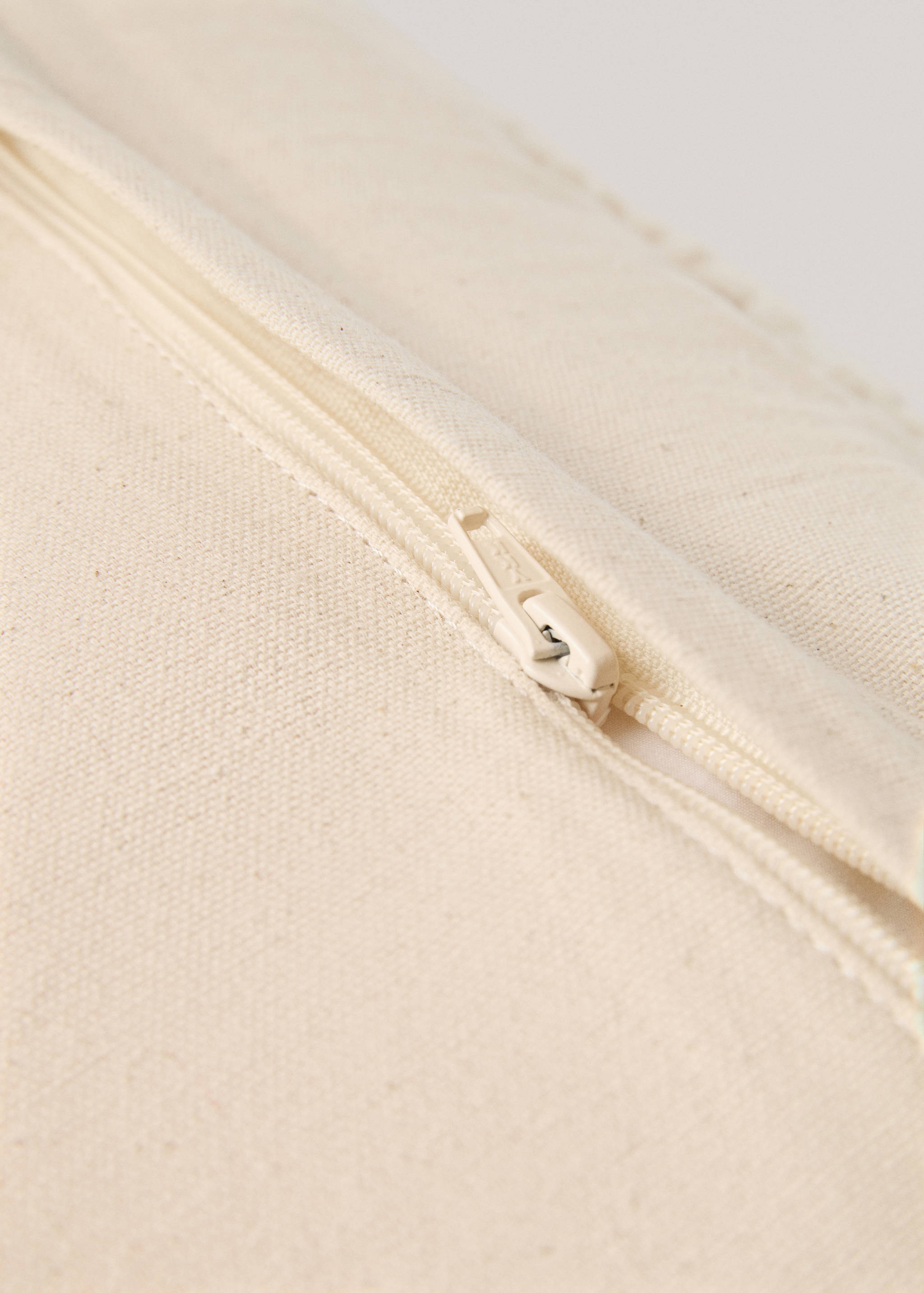 Bouclé wool cushion case 40x60cm - Details of the article 4