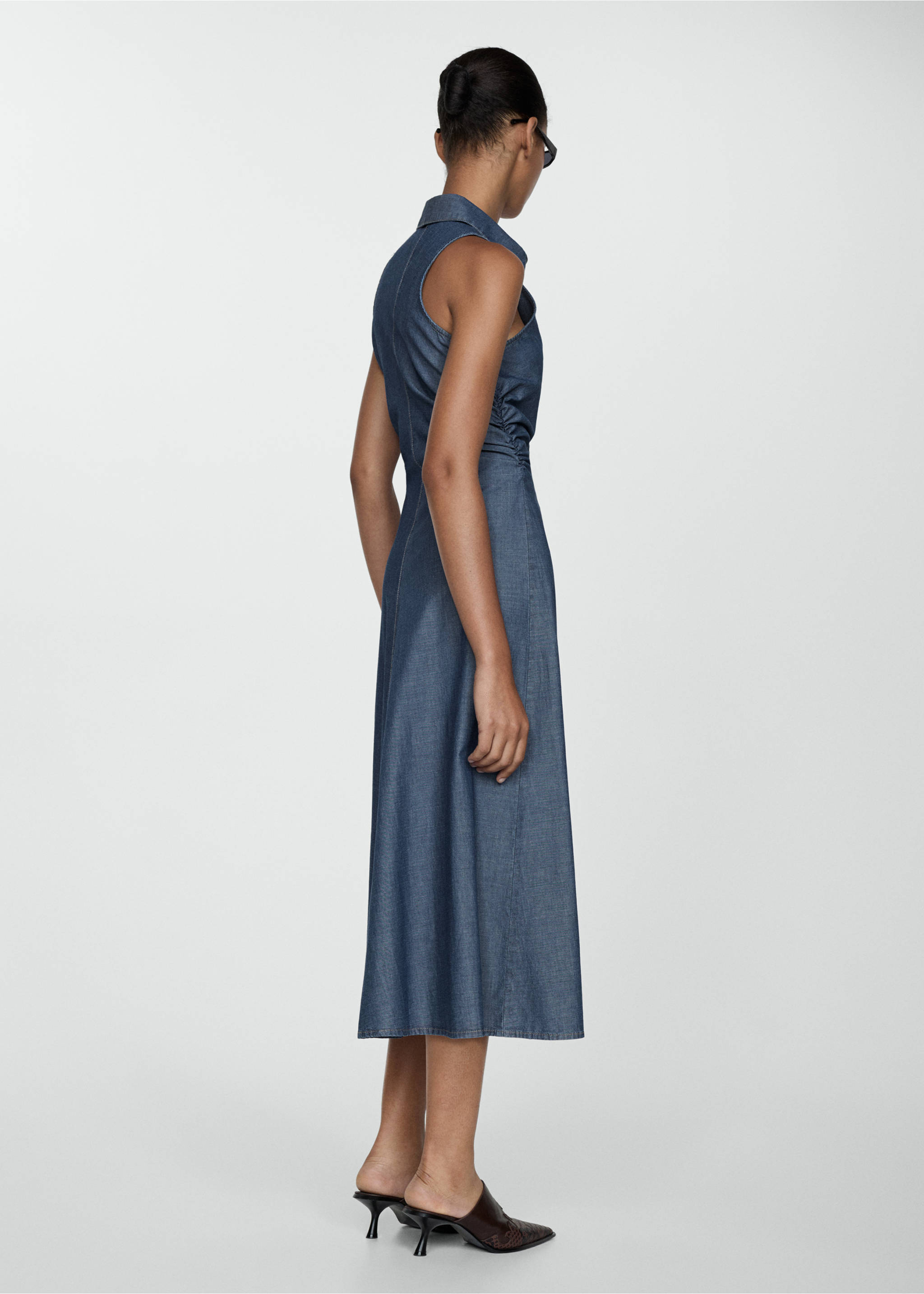 Jeans-Hemdblusenkleid - Rückseite des Artikels, Blau. Ref: 67008664-00.