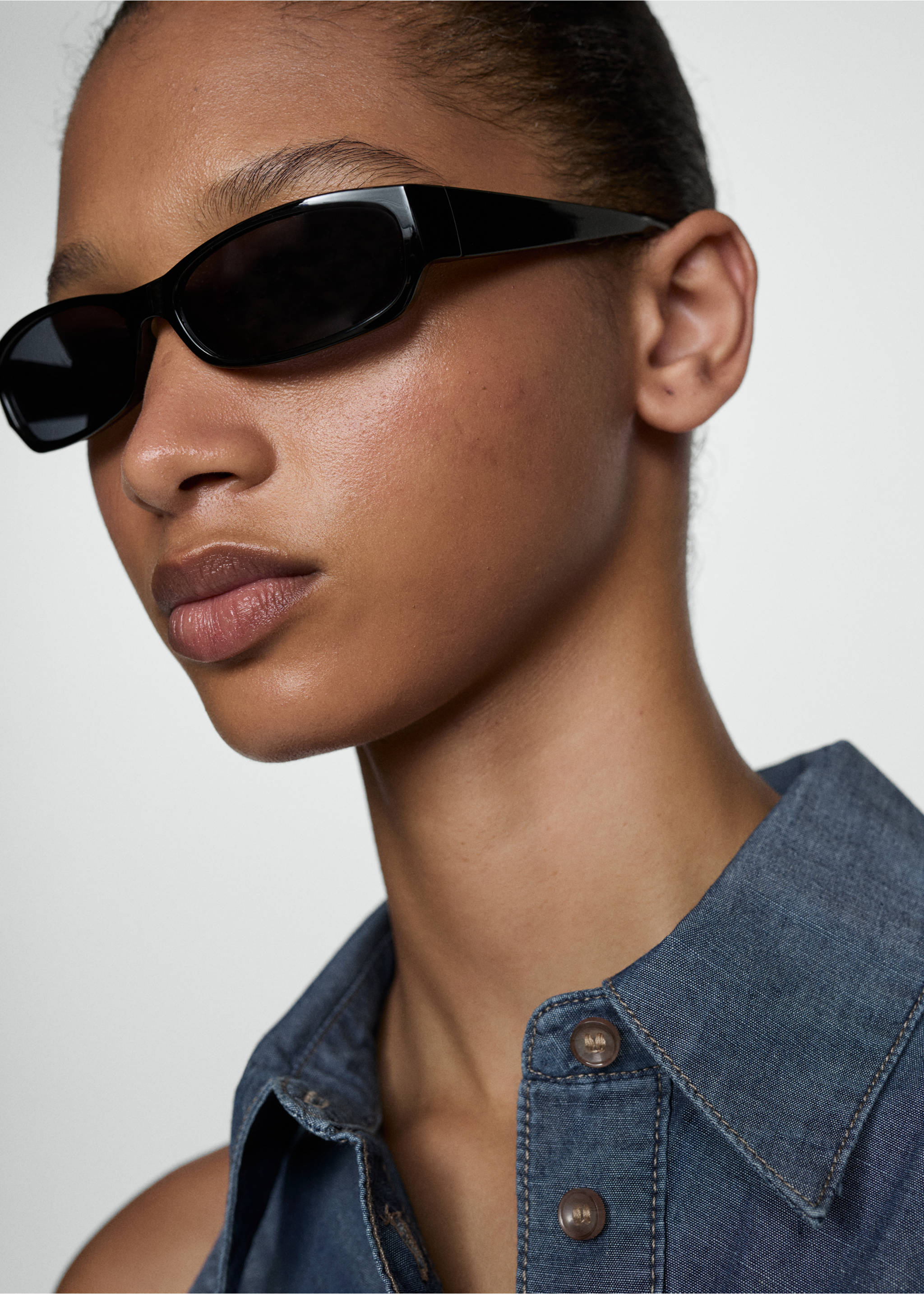 Jeans-Hemdblusenkleid - Detail des Artikels 1, Blau. Ref: 67008664-00.