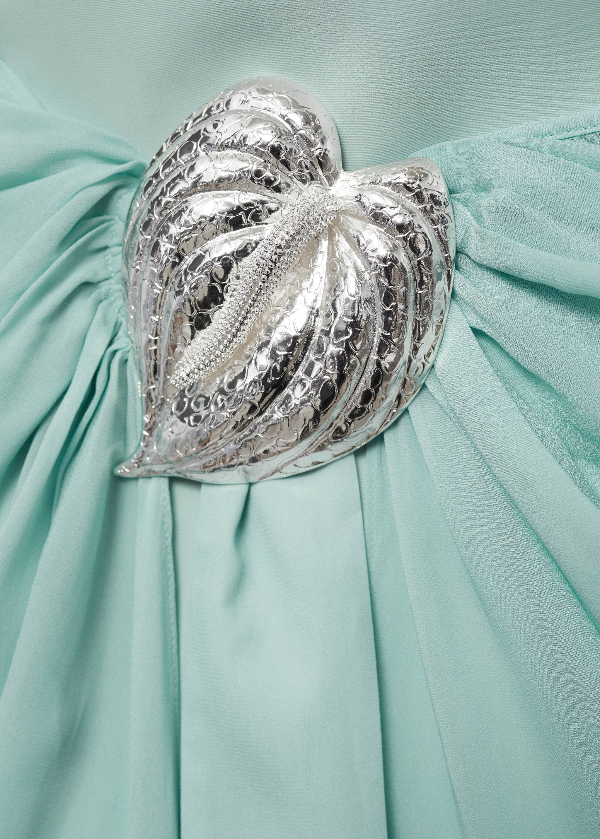 Semi-transparent skirt dress with brooch - Details of the article 8