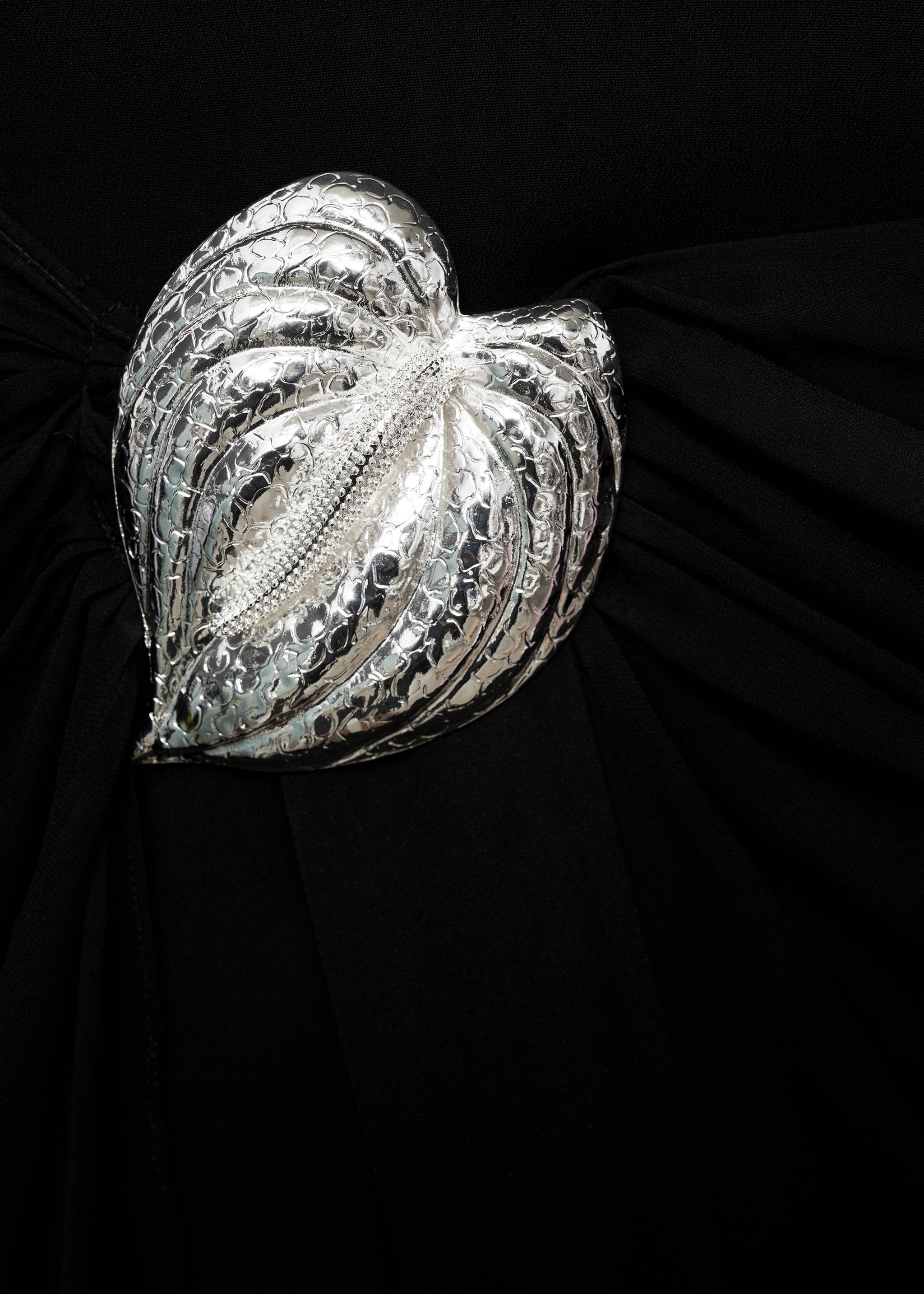 Félig átlátszó ruha brossal - A termék adatai 8