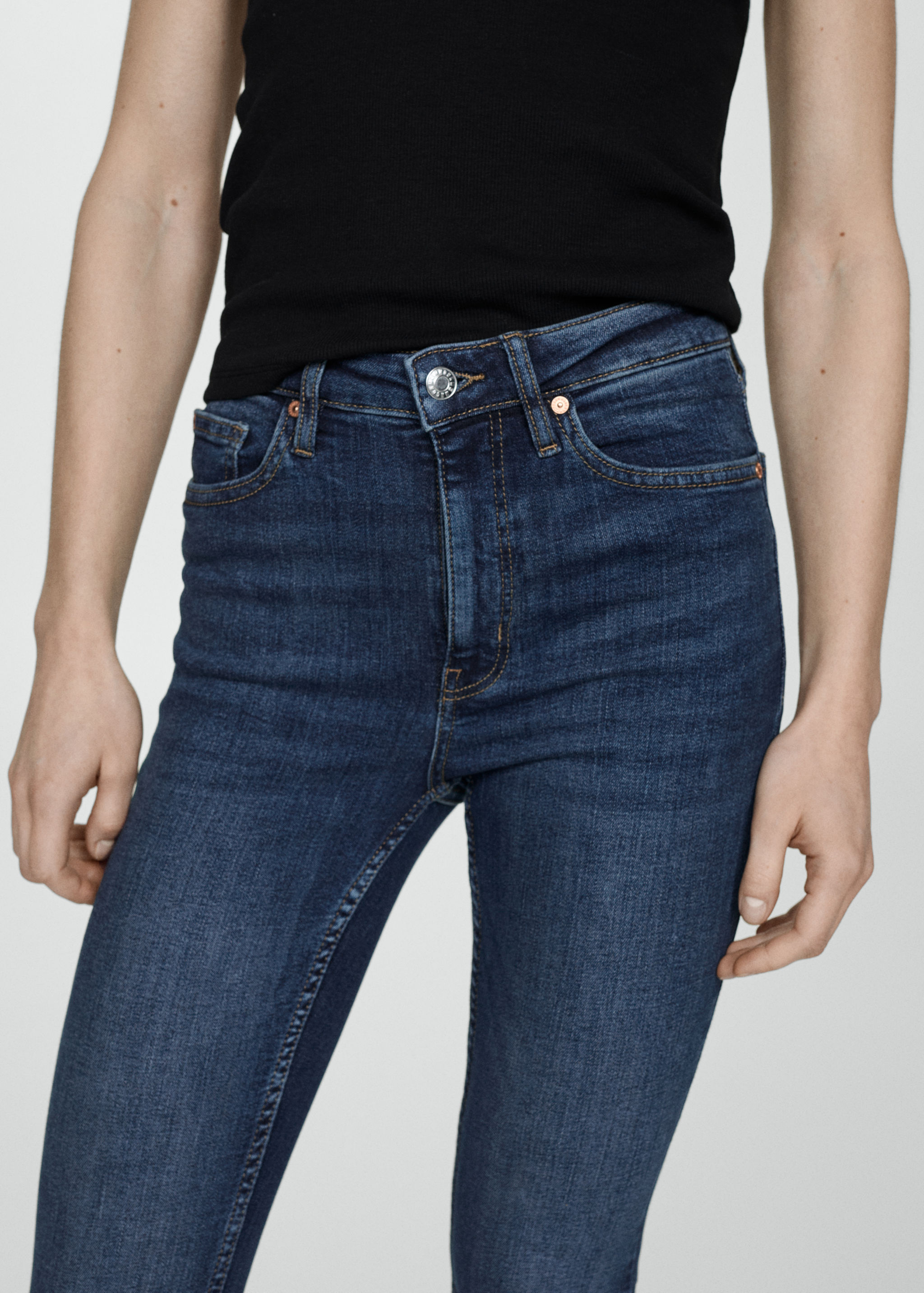 Skinny Jeans mit hohem Bund - Detail des Artikels 6