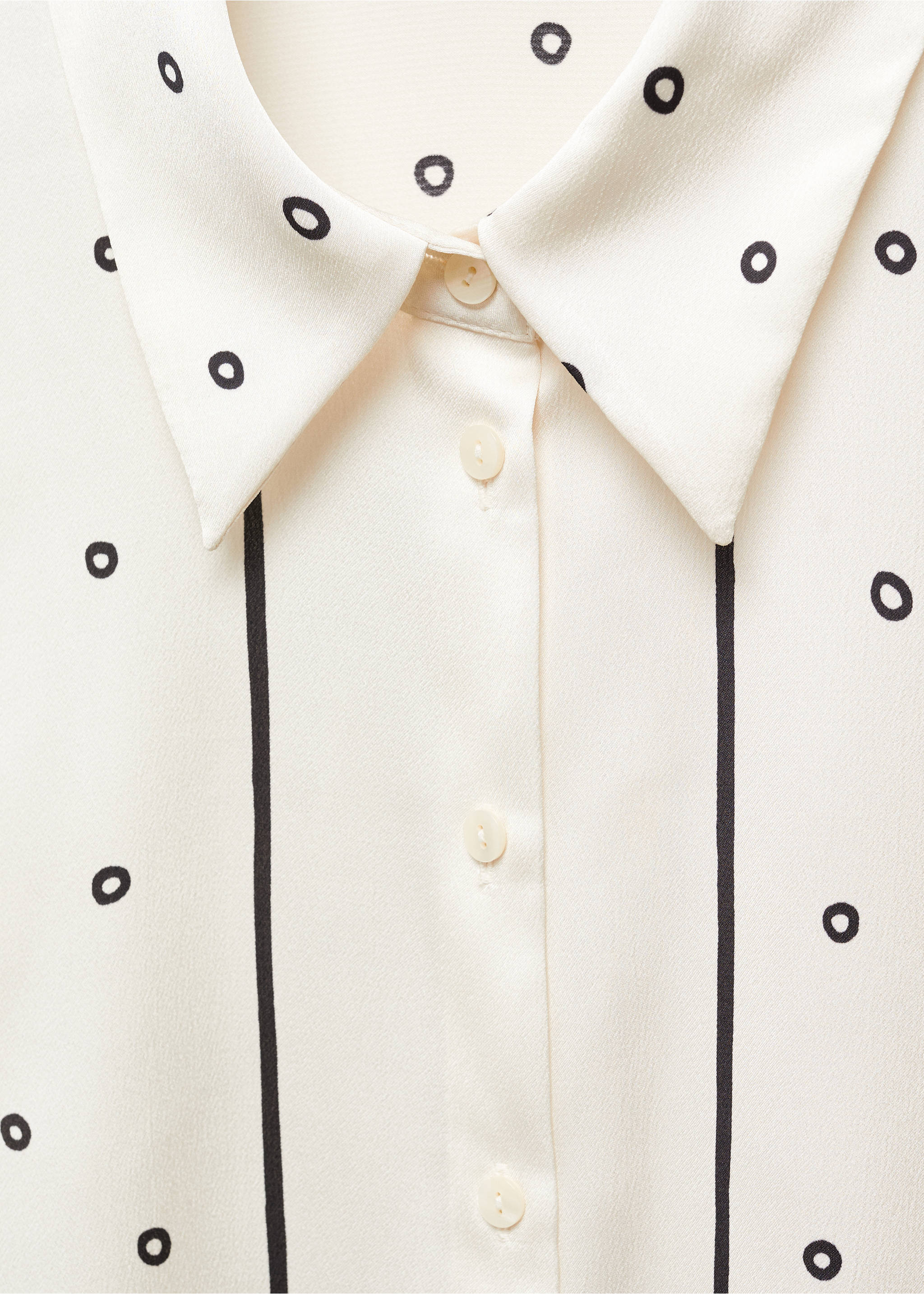 Satin finish flowy shirt - Details of the article 8, Vanilla. Ref: 67010444-00.