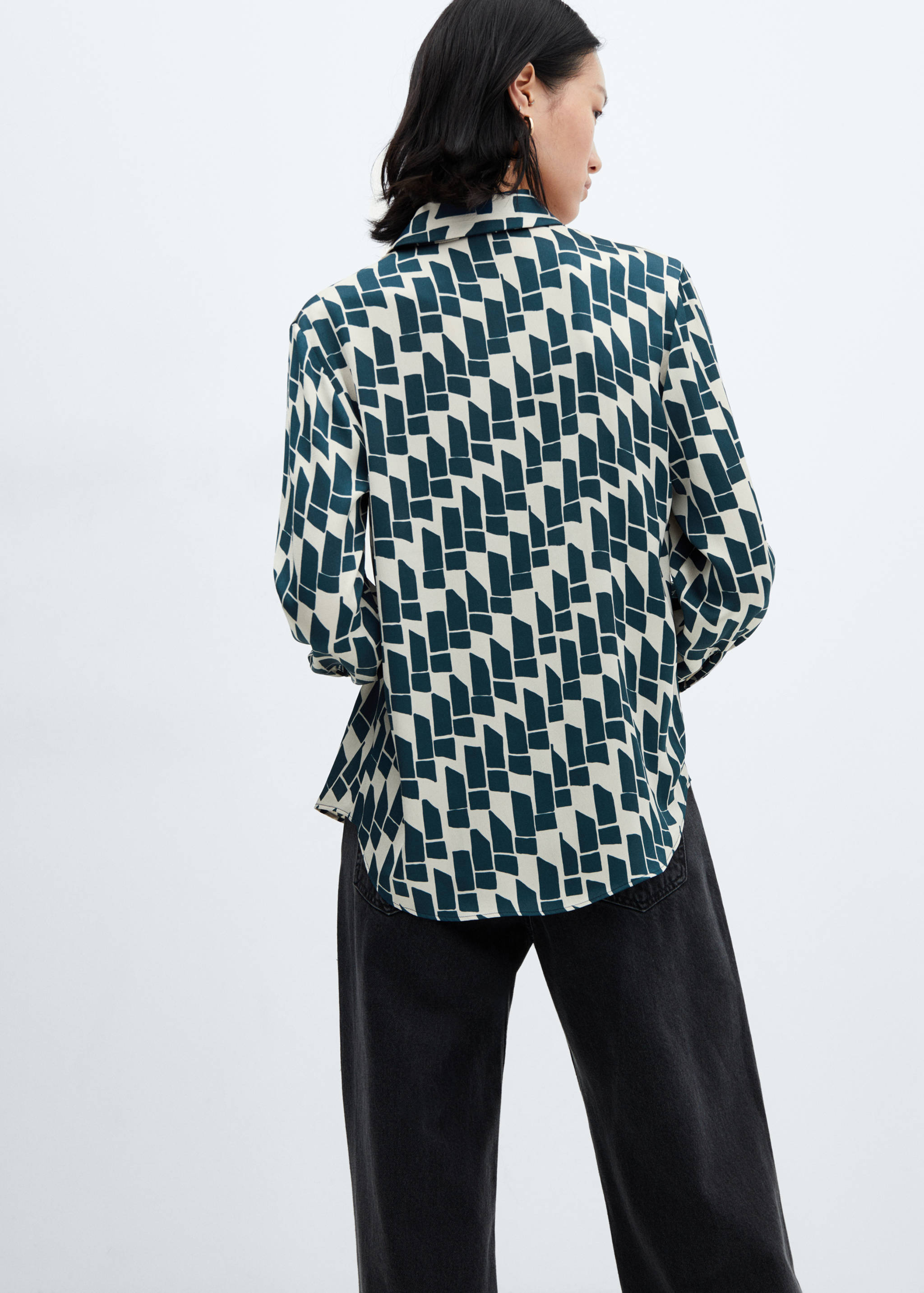 Chemise fluide satinée - Verso de l’article