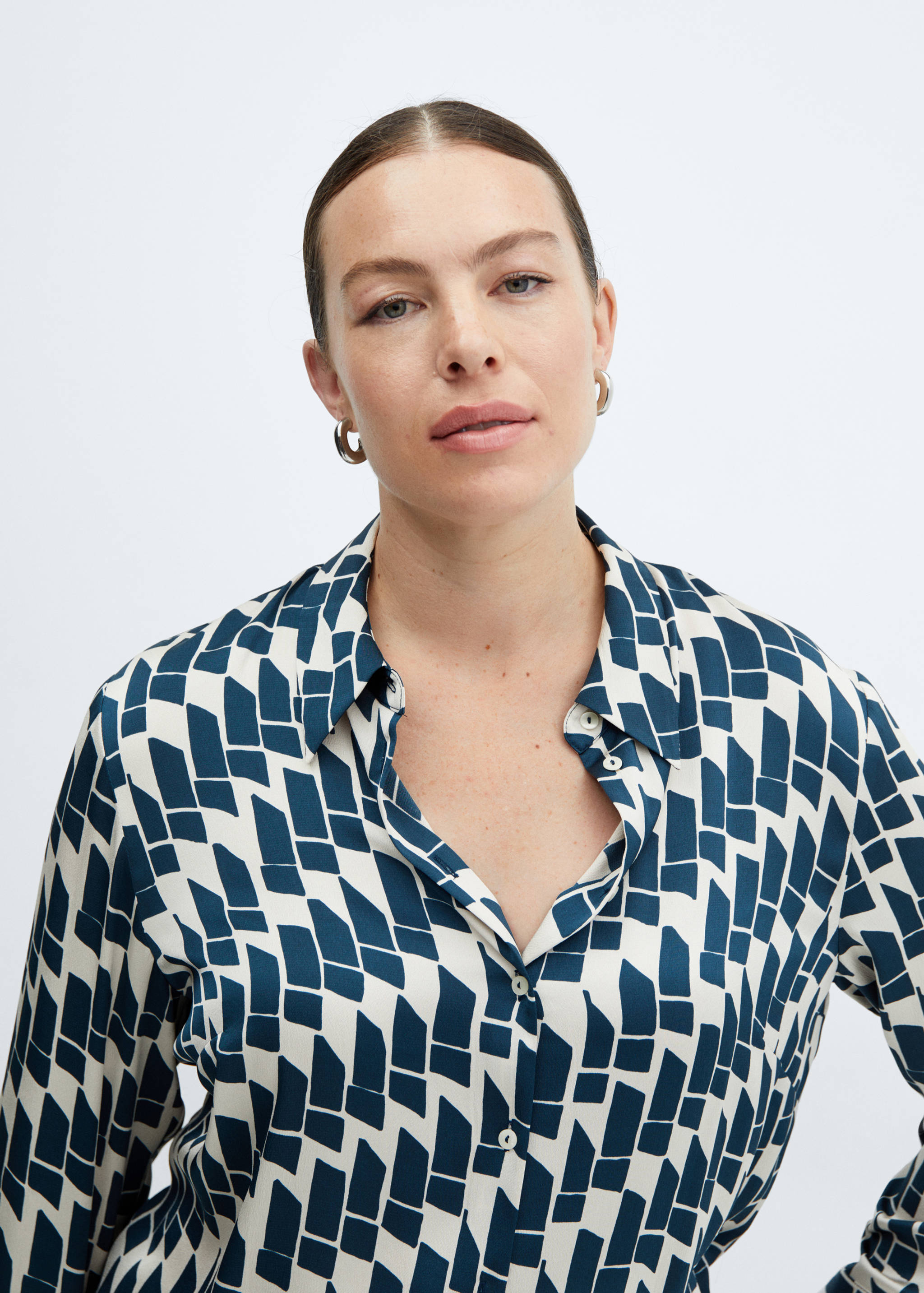 Chemise fluide satinée - Détail de l'article 4