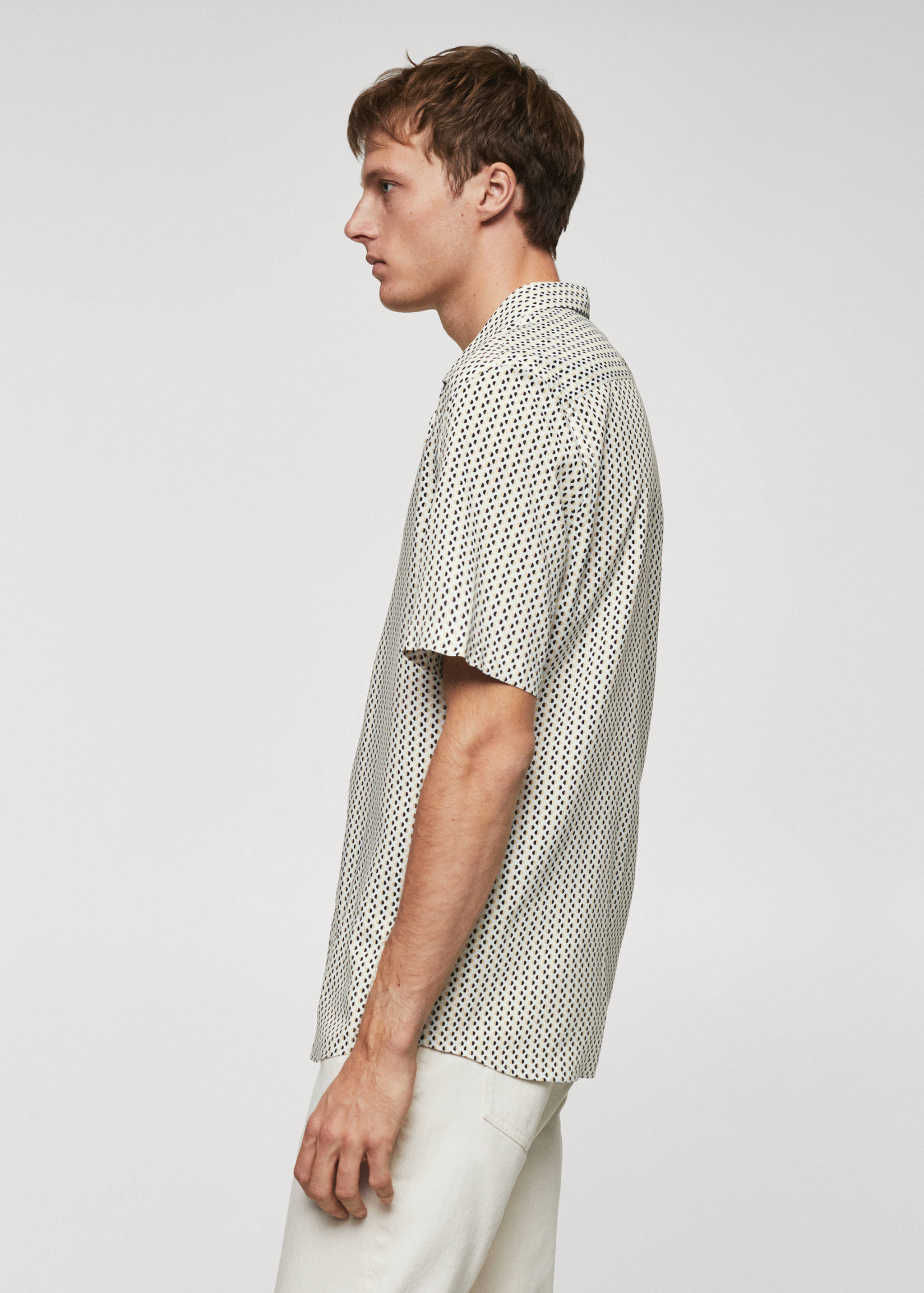 Short-sleeve polka-dot shirt - Details of the article 2