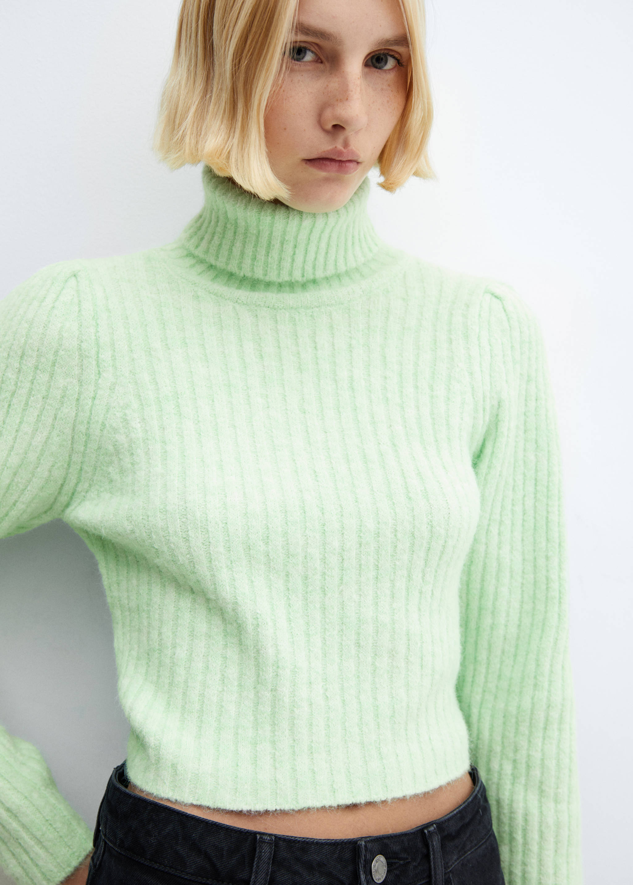 Turtleneck knitted sweater - Details of the article 2