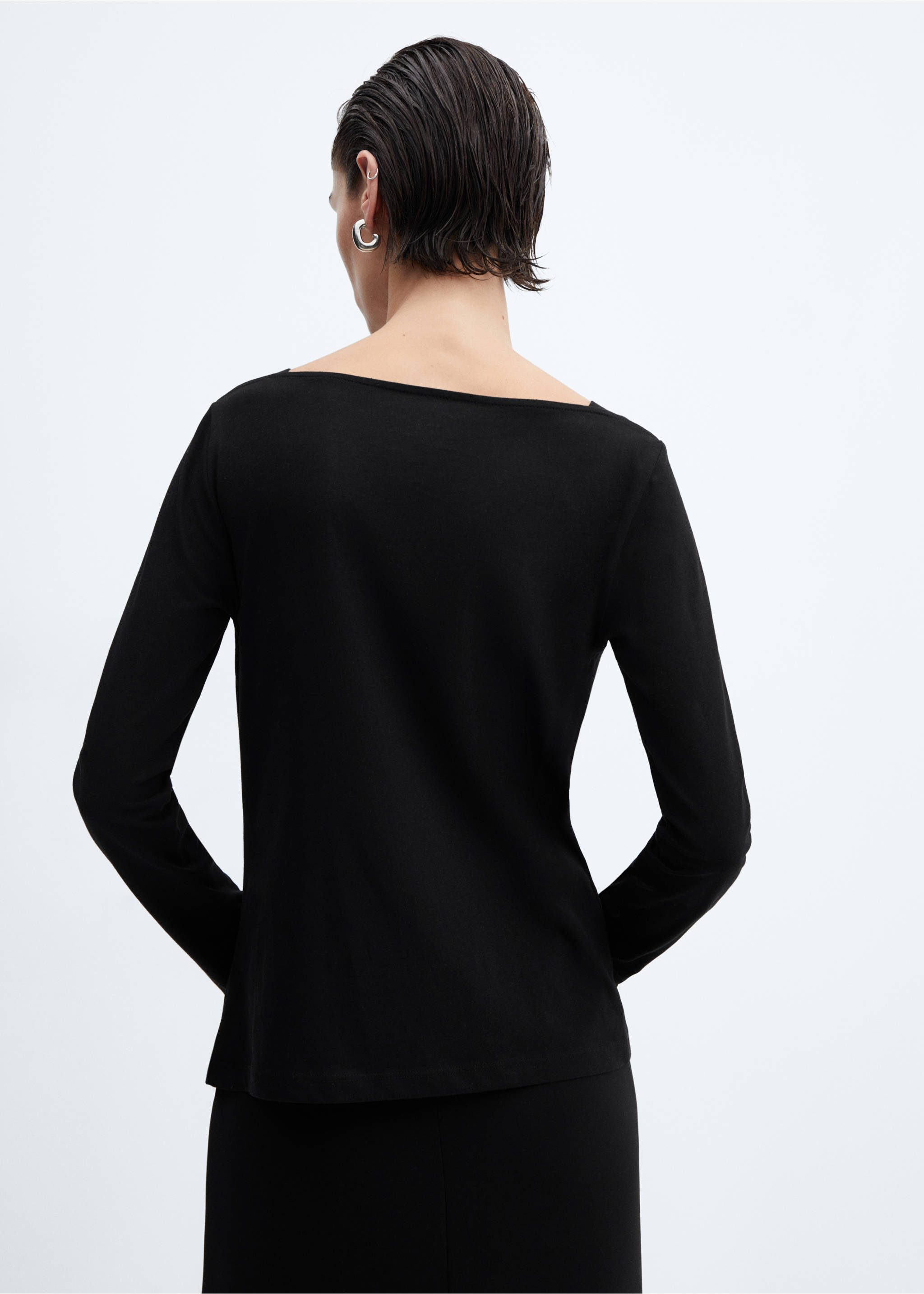 Cotton boat neck t-shirt - Reverse of the article, Black. Ref: 67010461-00.