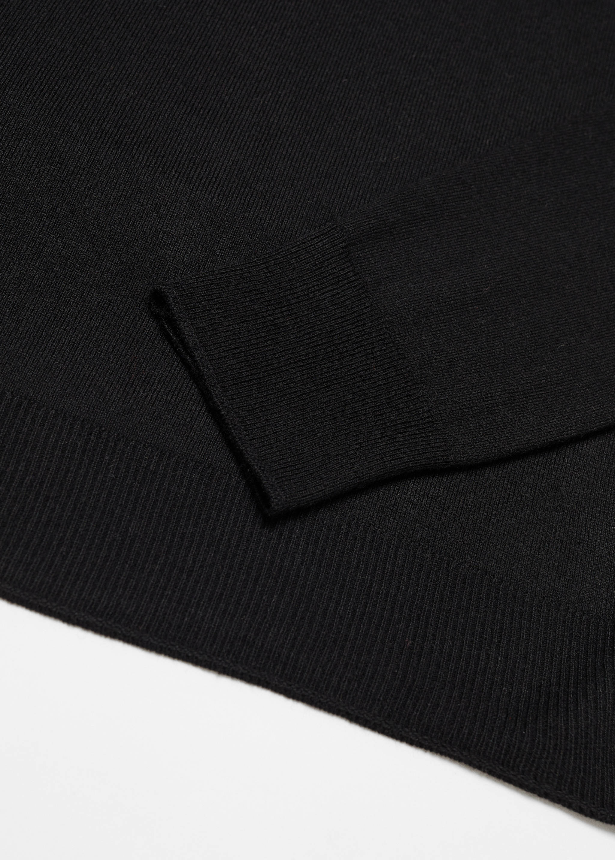 Fine-knit turtleneck sweater - Details of the article 8