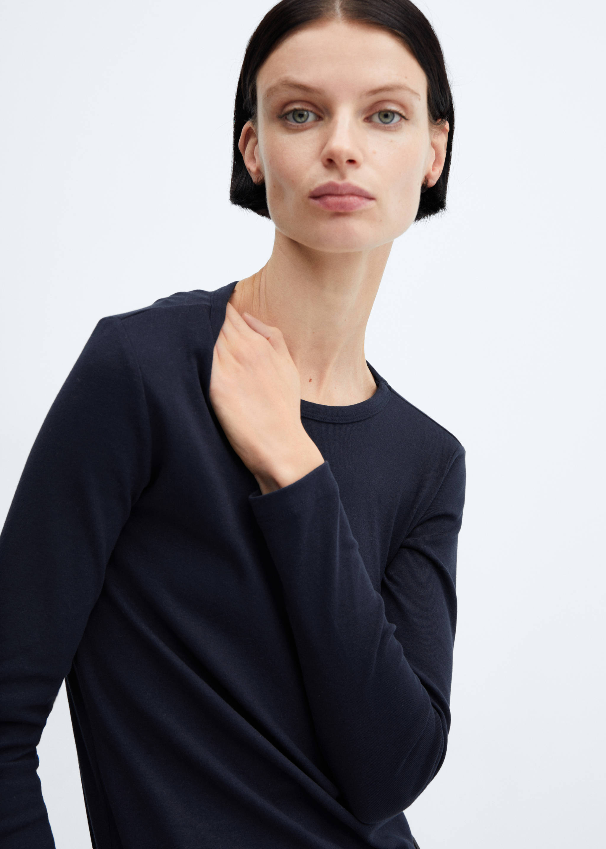 Long sleeve cotton t-shirt - Details of the article 1