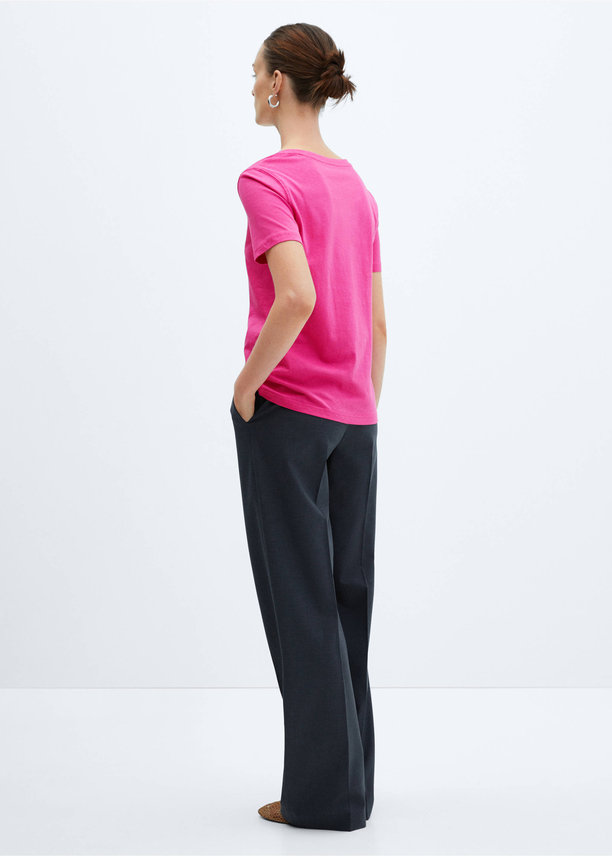 V-neck cotton T-shirt - Reverse of the article, Fuchsia. Ref: 67010466-00.
