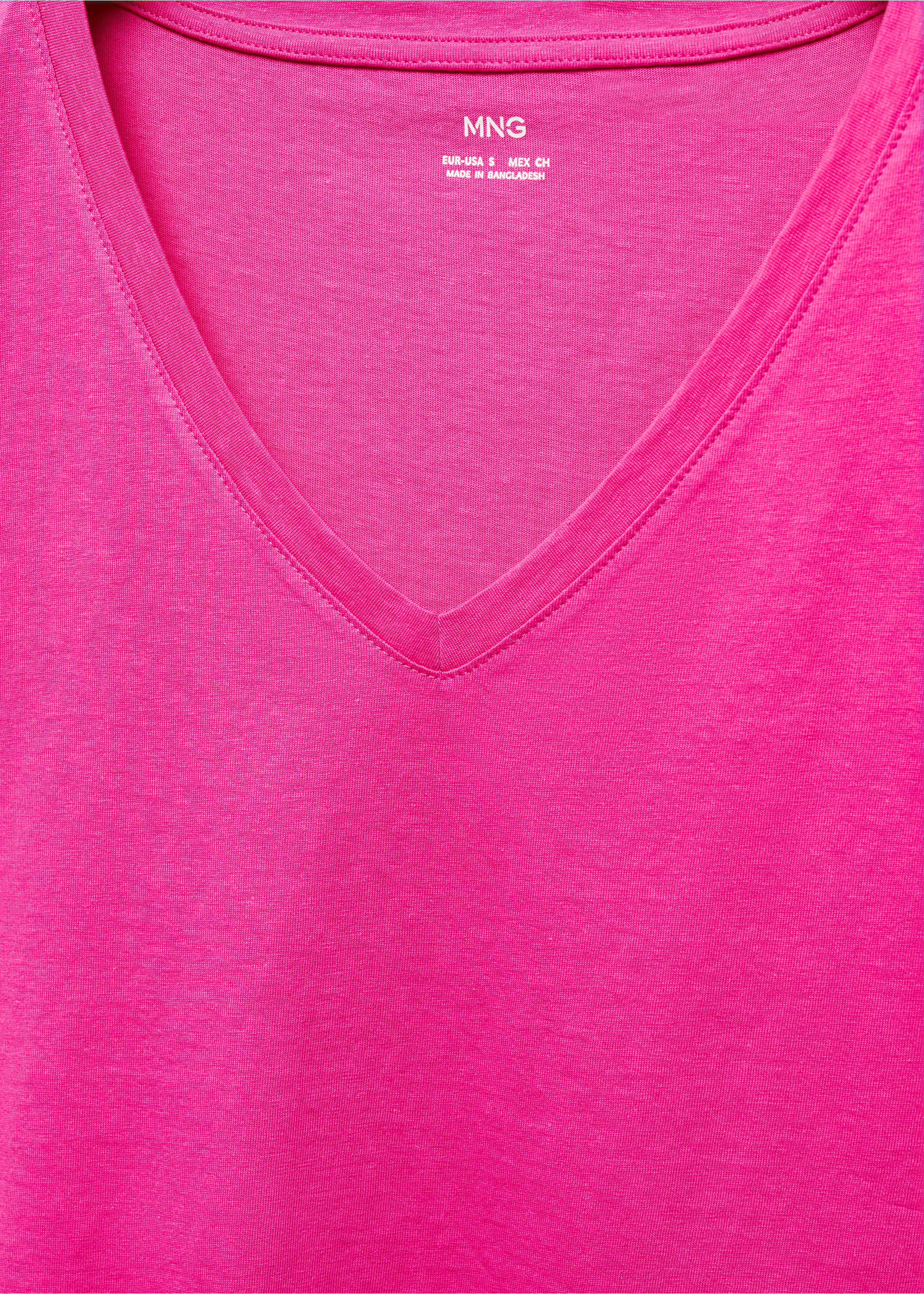 V-neck cotton T-shirt - Details of the article 8, Fuchsia. Ref: 67010466-00.