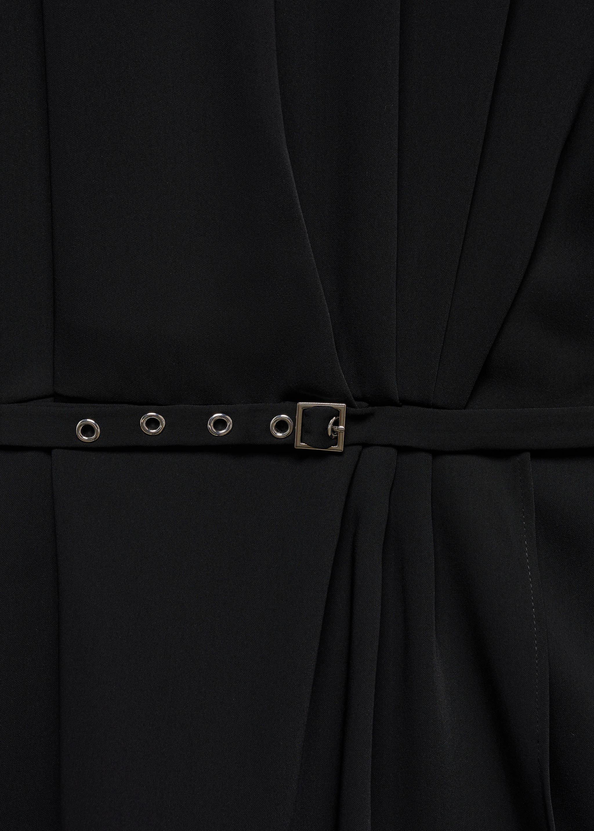 Gerafftes Kleid mit Gürtel - Detail des Artikels 8