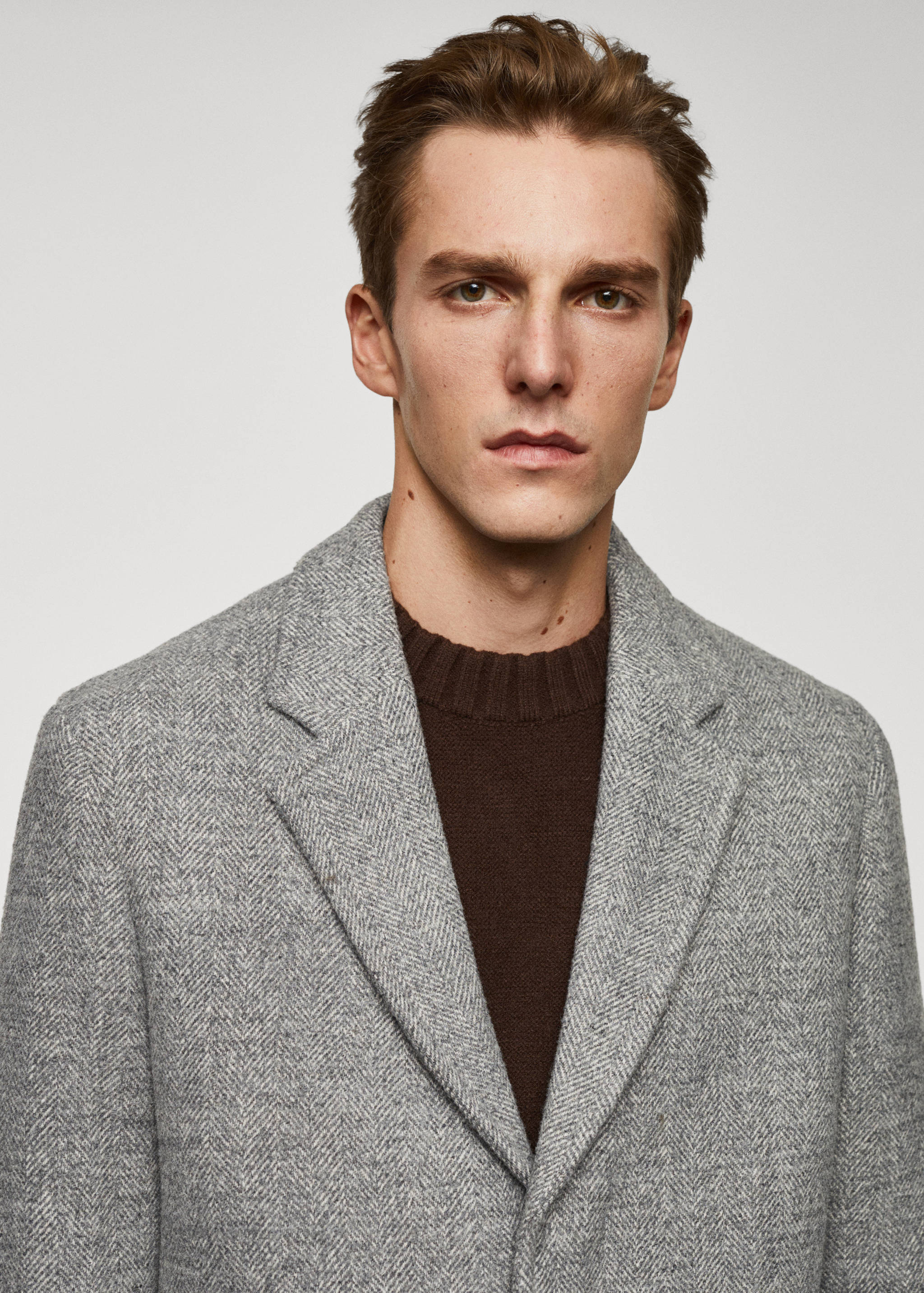 Wełniany płaszcz w jodełkę - Szczegóły artykułu 1