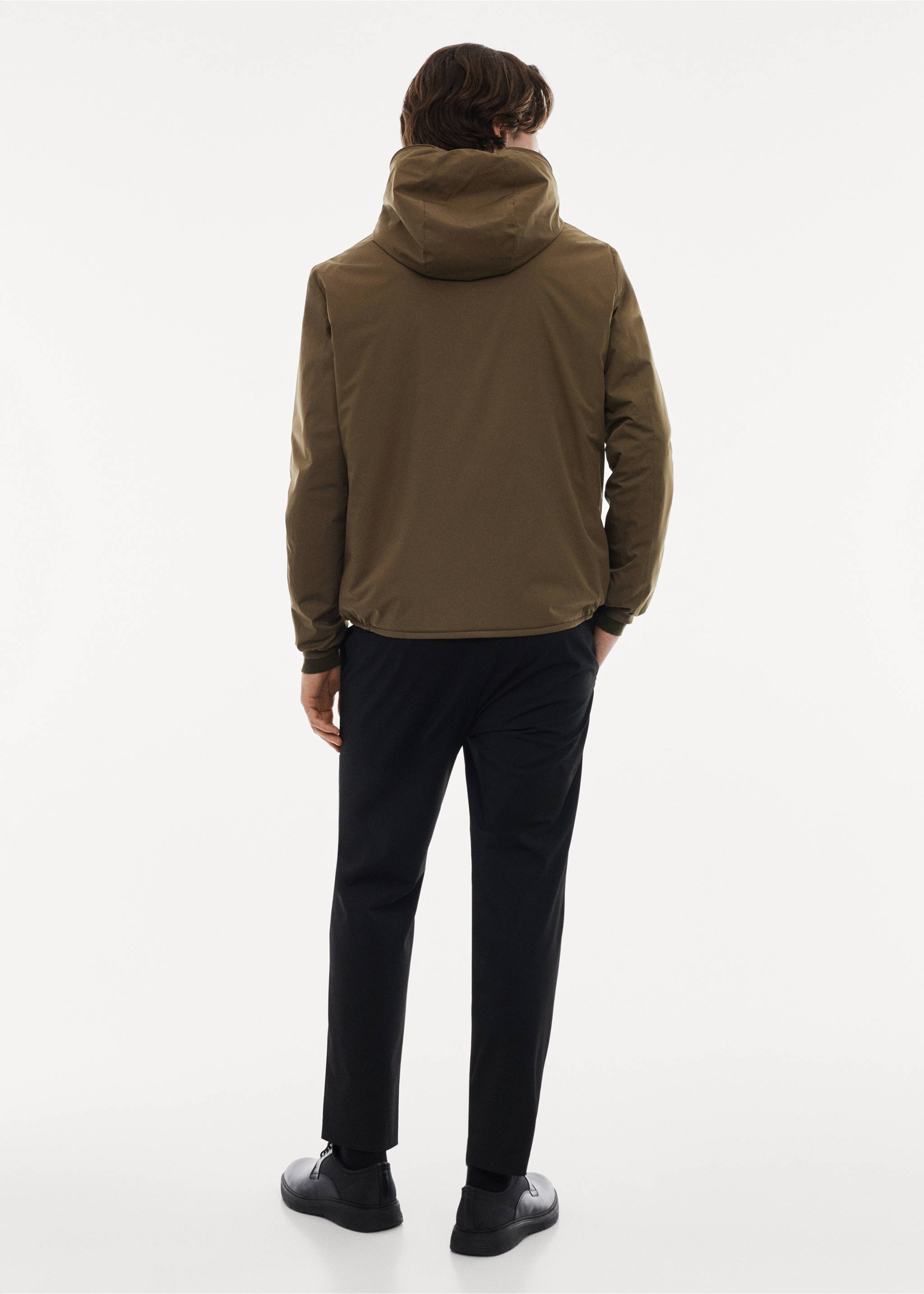 Veste matelassée capuche résistante à l’eau - Verso de l’article, Kaki. Ref: 67010628-00.