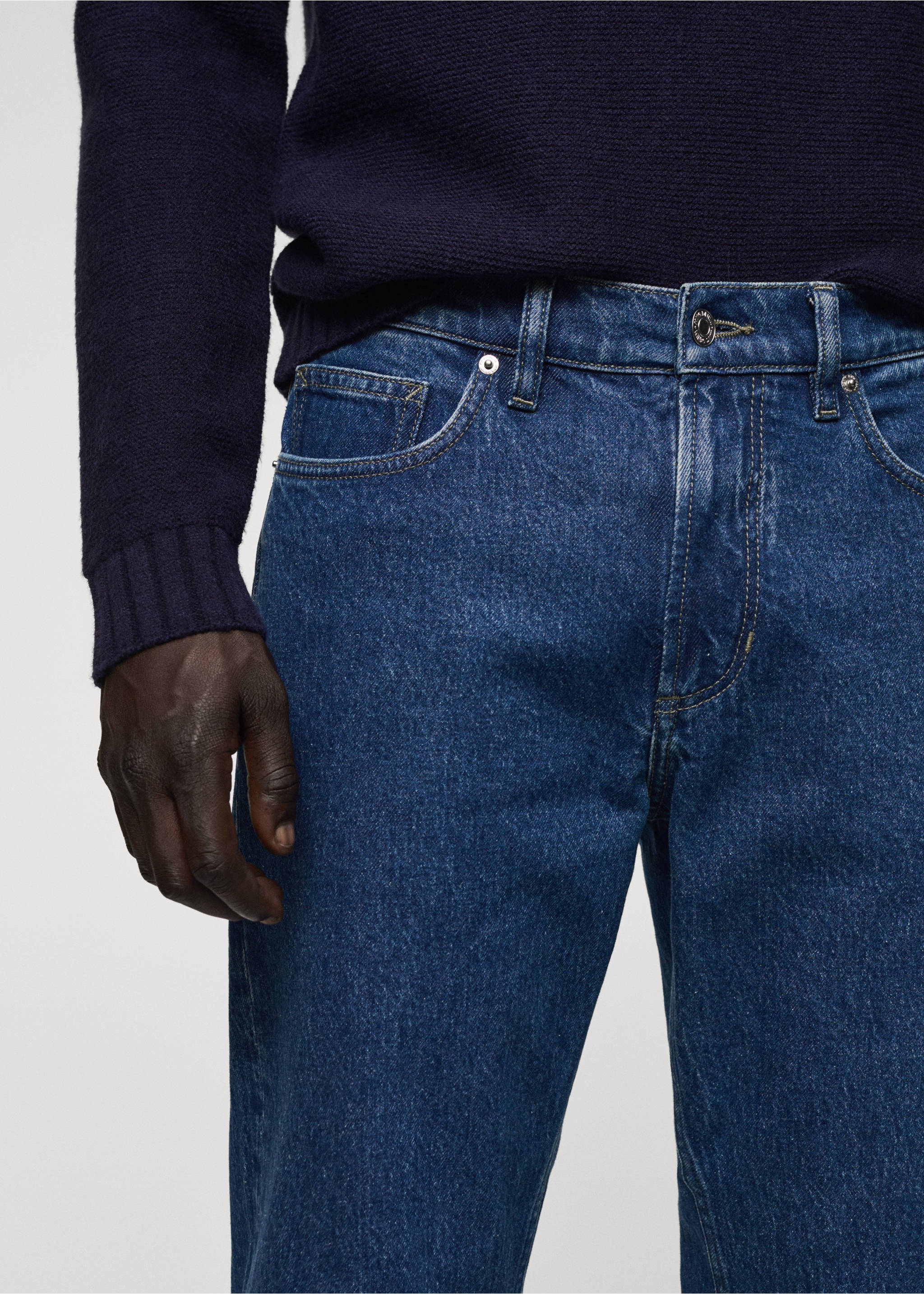 Tapered-fit jeans - Details of the article 1, Dark Blue. Ref: 67010630-00.