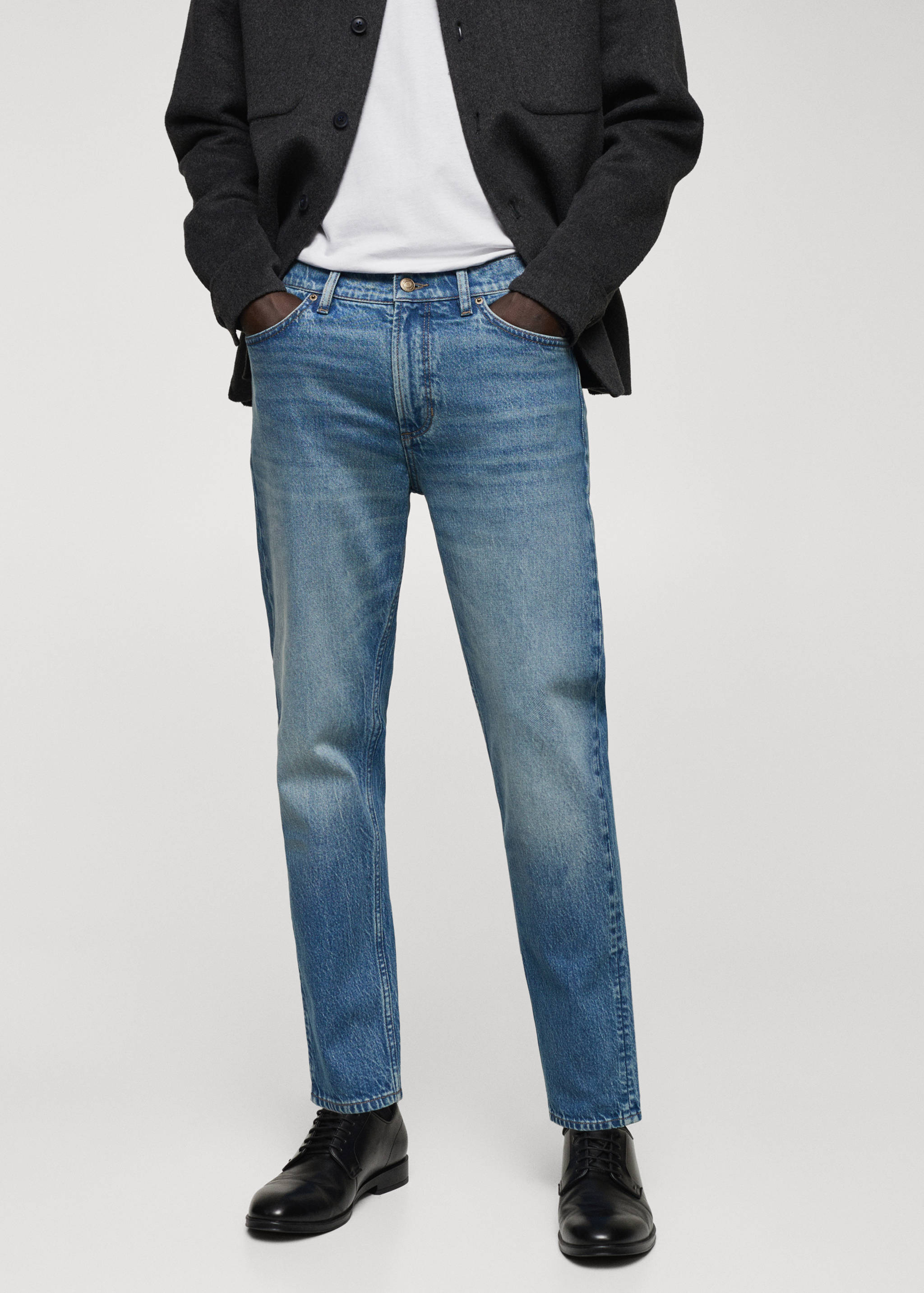 Tapered-fit jeans - Medium plane