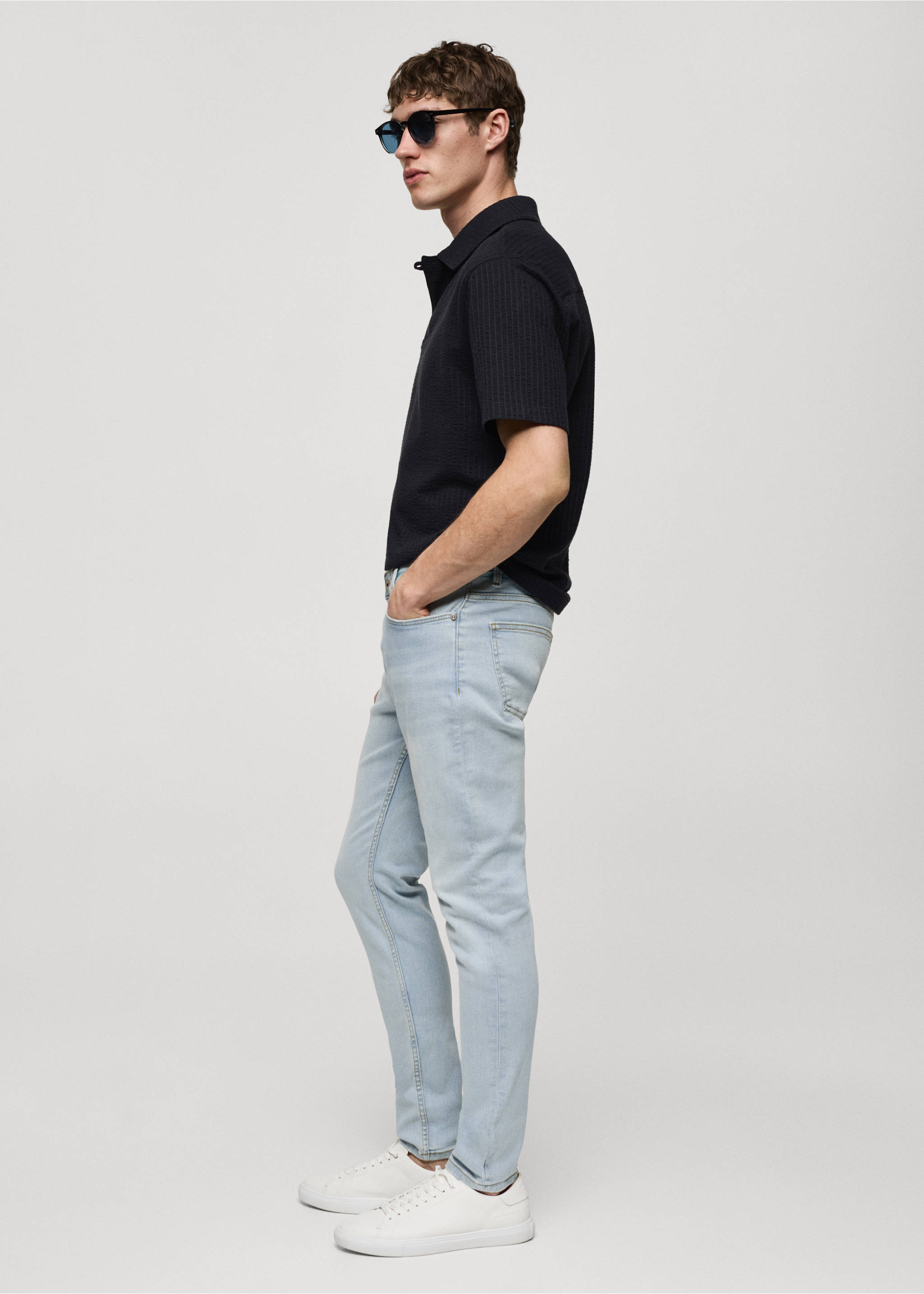 Texans Jude skinny fit - Detall de l'article 2, Blau clar. Ref: 67010638-00.
