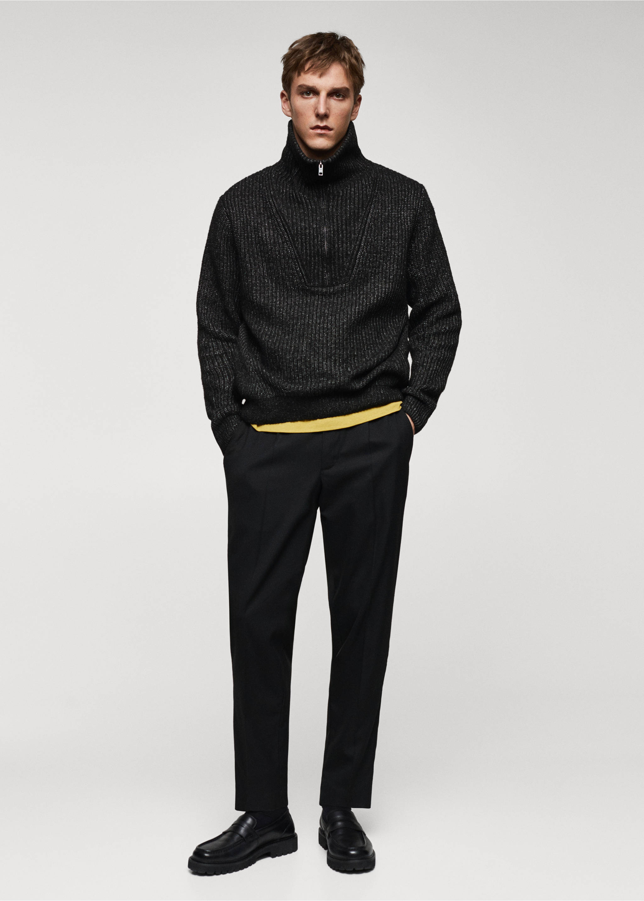 Wool perkins-neck sweater with zip - General plane, Black. Ref: 67010648-00.