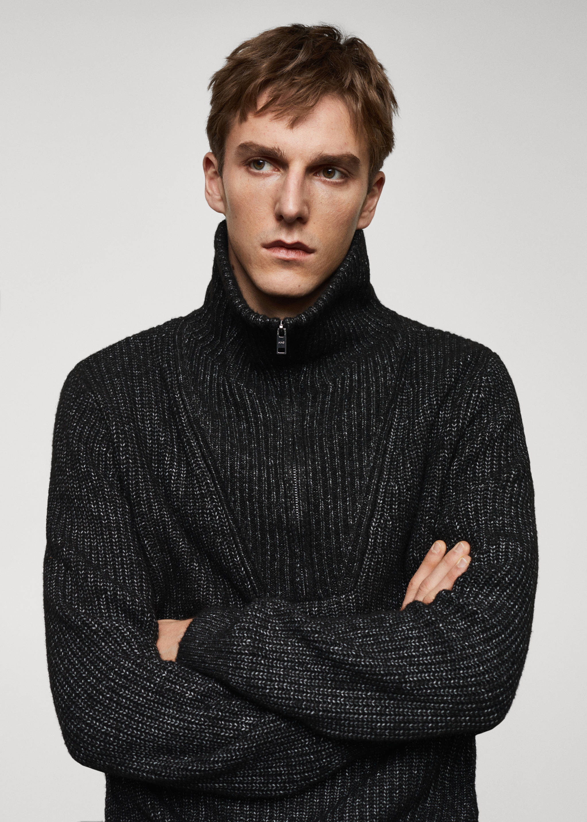 Wool perkins-neck sweater with zip - Details of the article 1