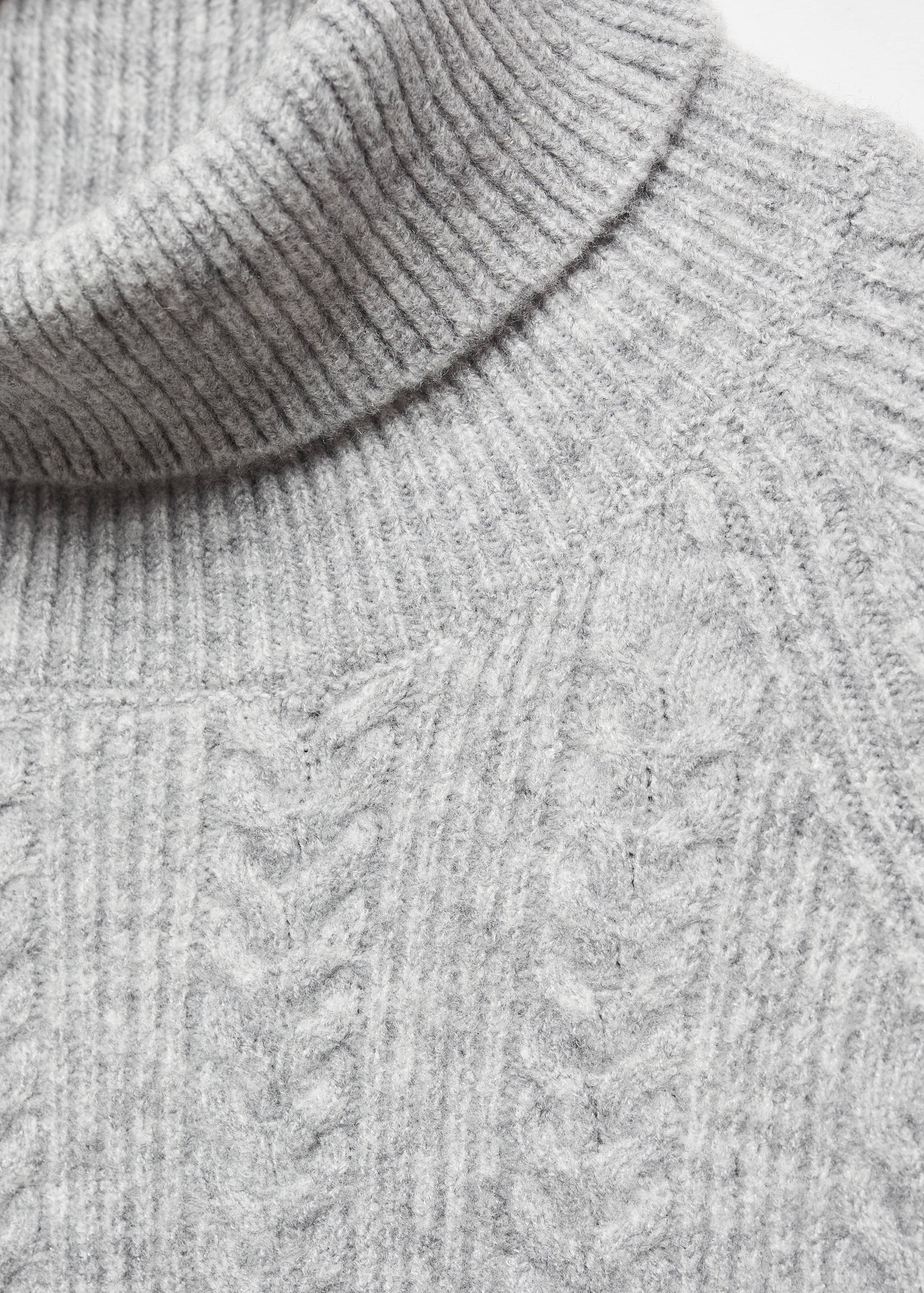 Twisted turtleneck sweater - Details of the article 8