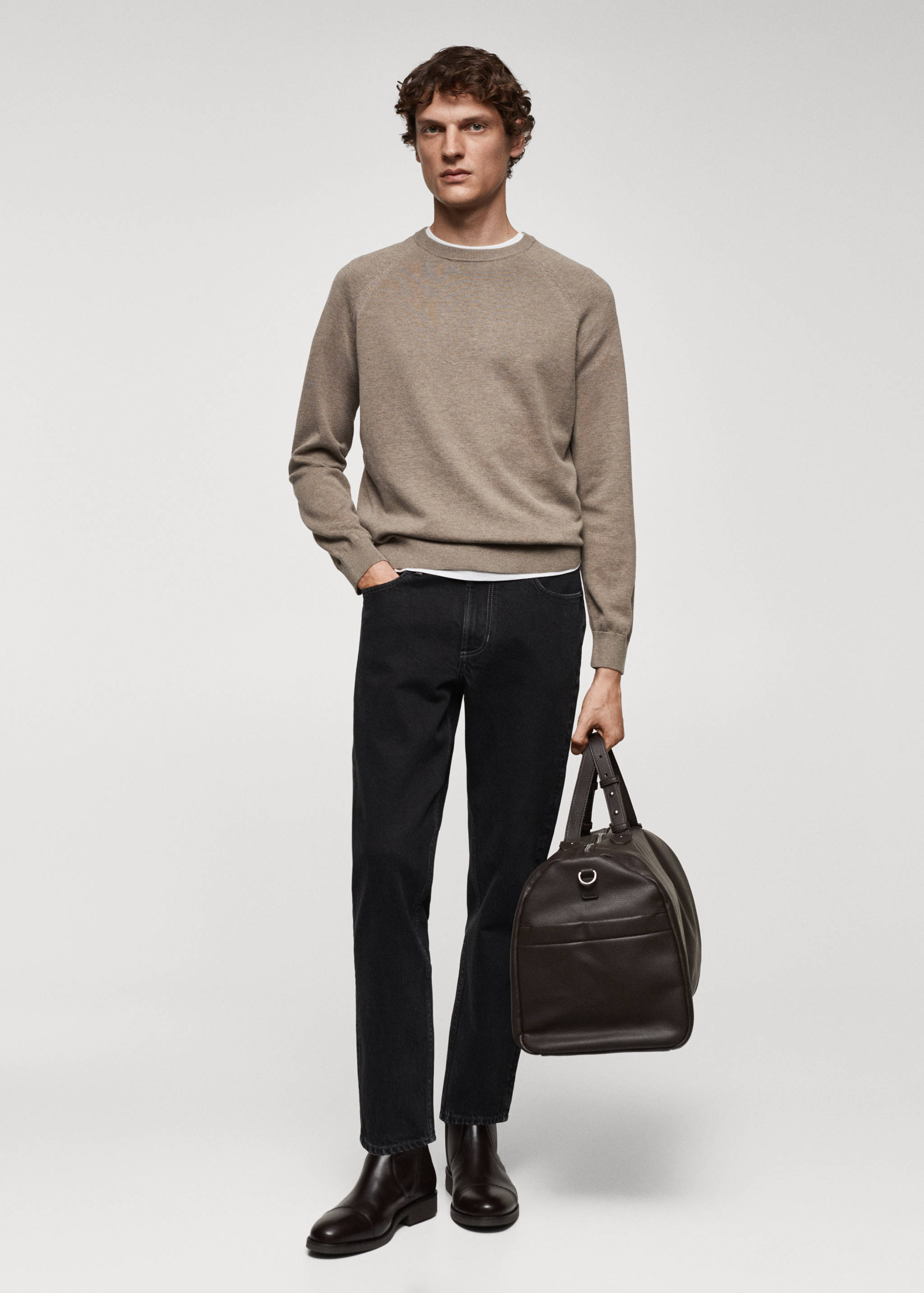 Fine-knit cotton sweater - General plane