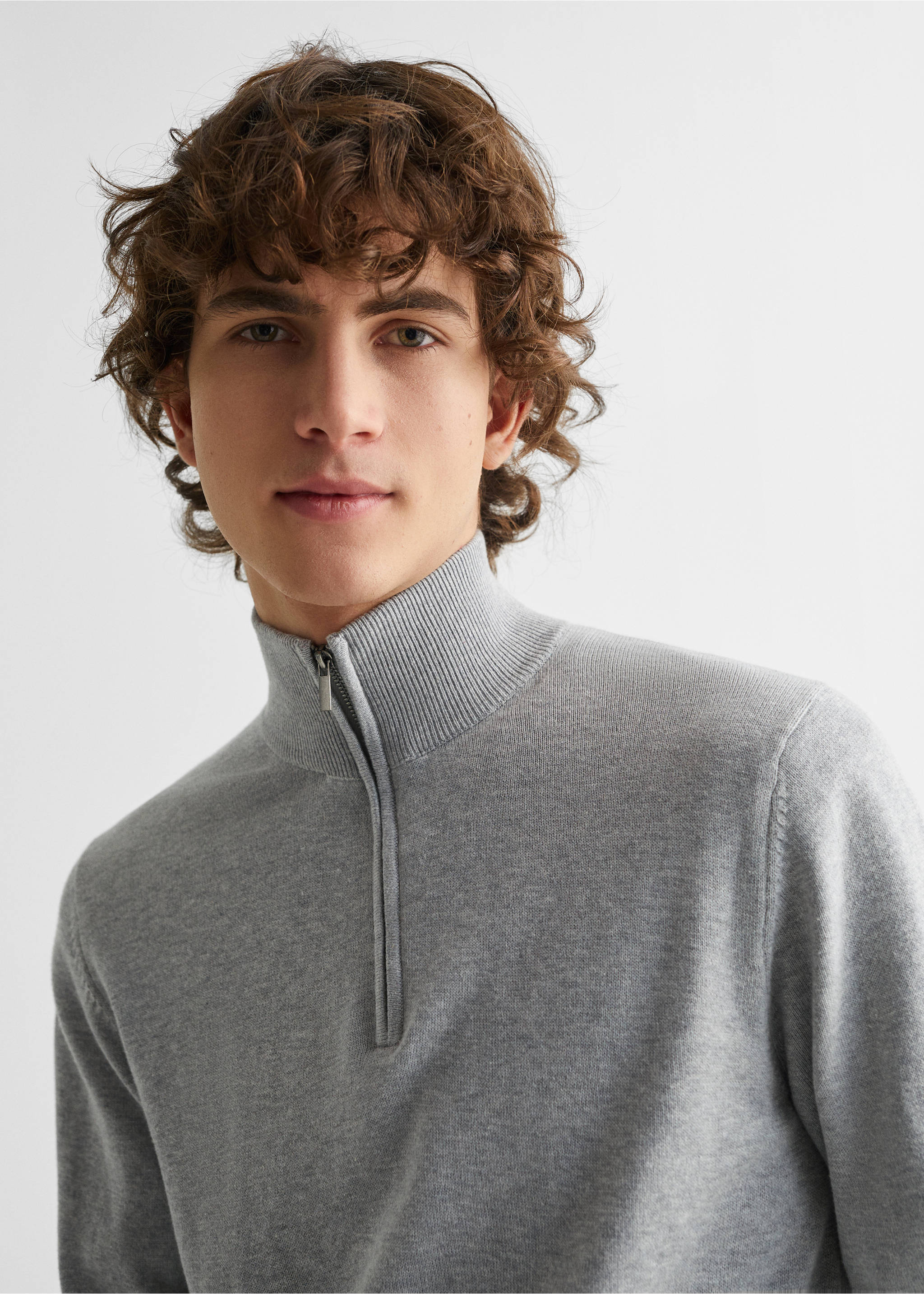 Pullover mit halbhohem Zip-Kragen - Detail des Artikels 1, Grau. Ref: 67010666-00.
