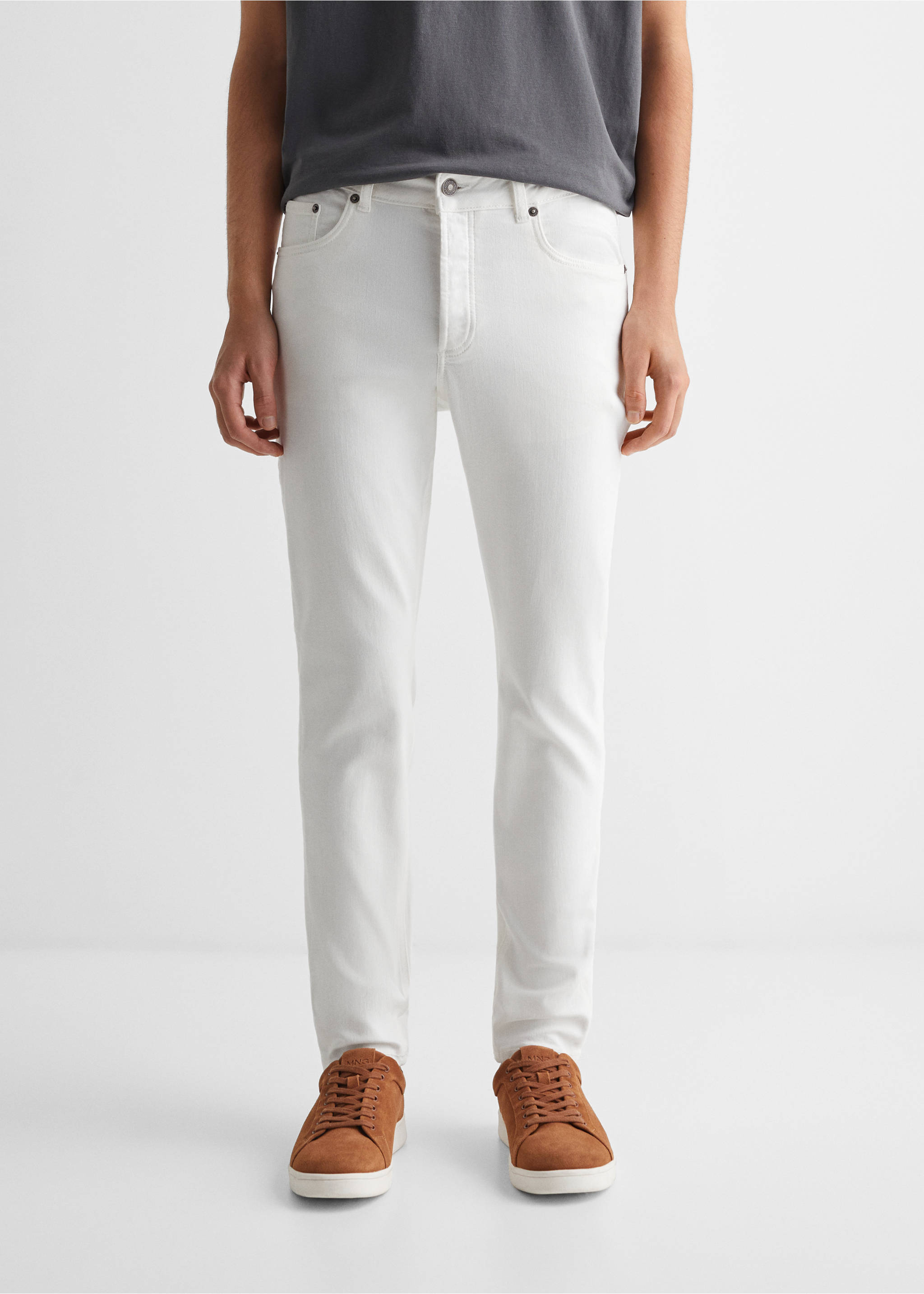 Slim-fit jeans - Details of the article 6, White. Ref: 67010680-00.