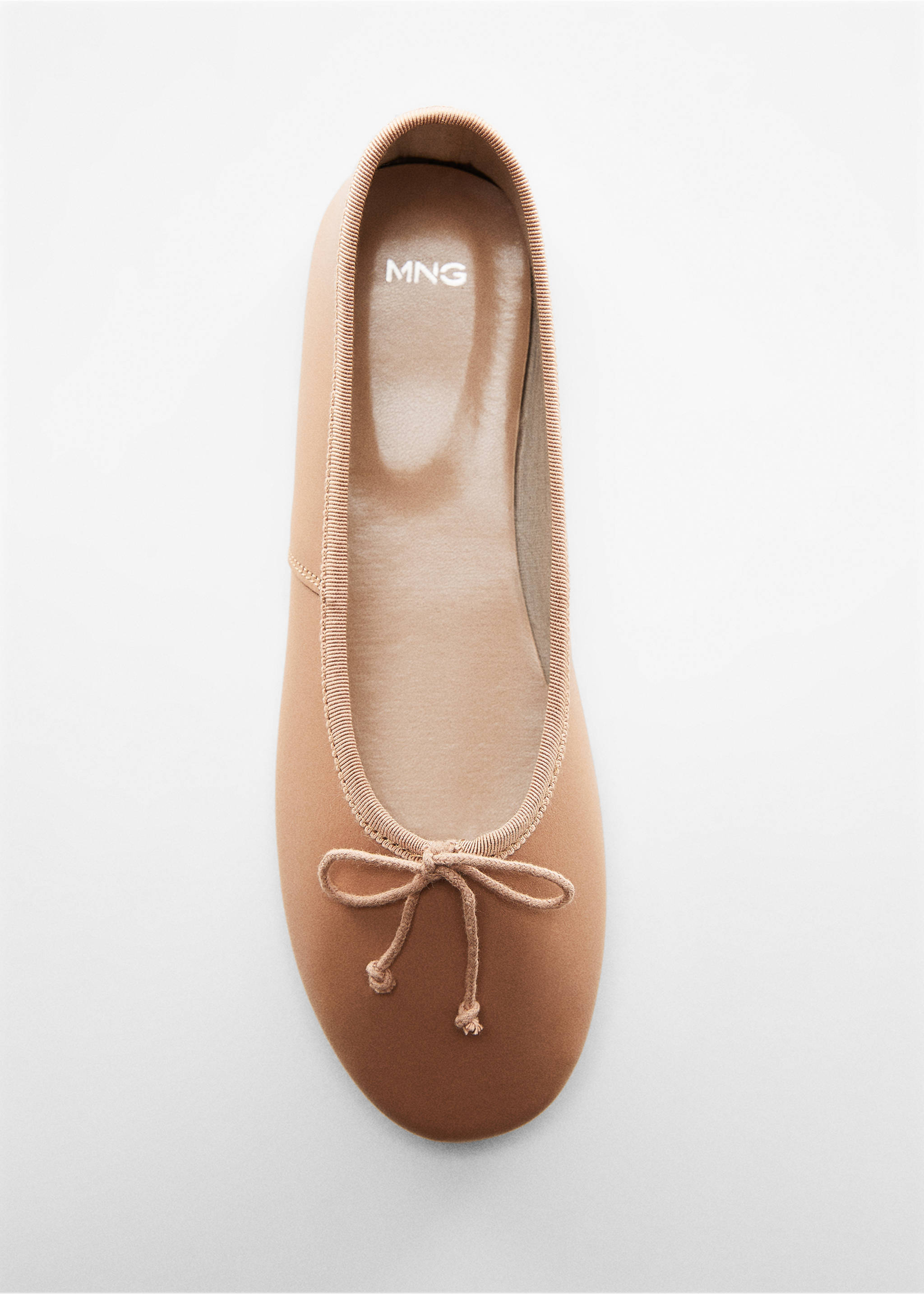Leather ballet flats with bow - Details of the article 5, Nude. Ref: 67012536-00.