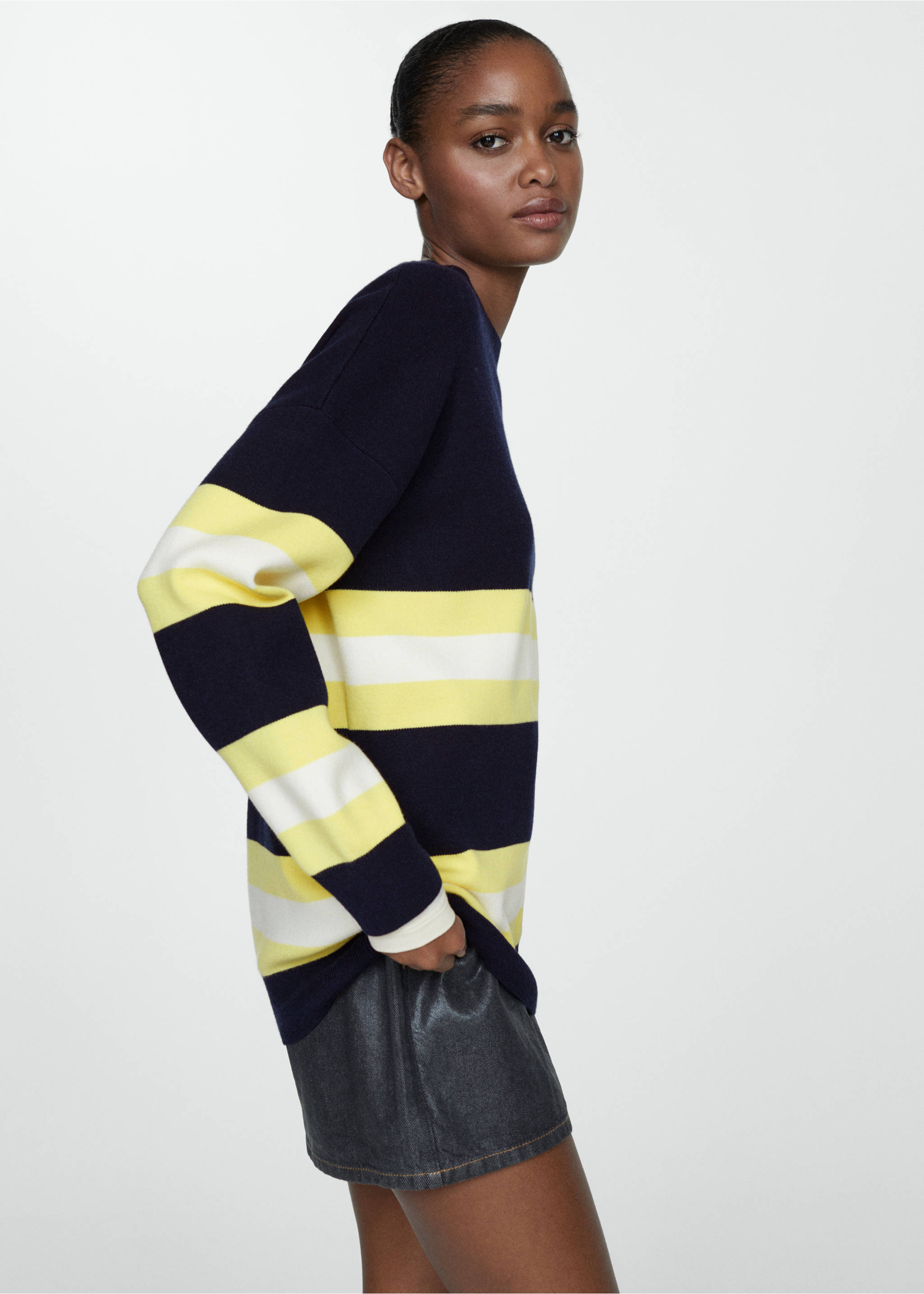 Knit striped sweater - Details of the article 2, Dark Navy. Ref: 67013273-00.